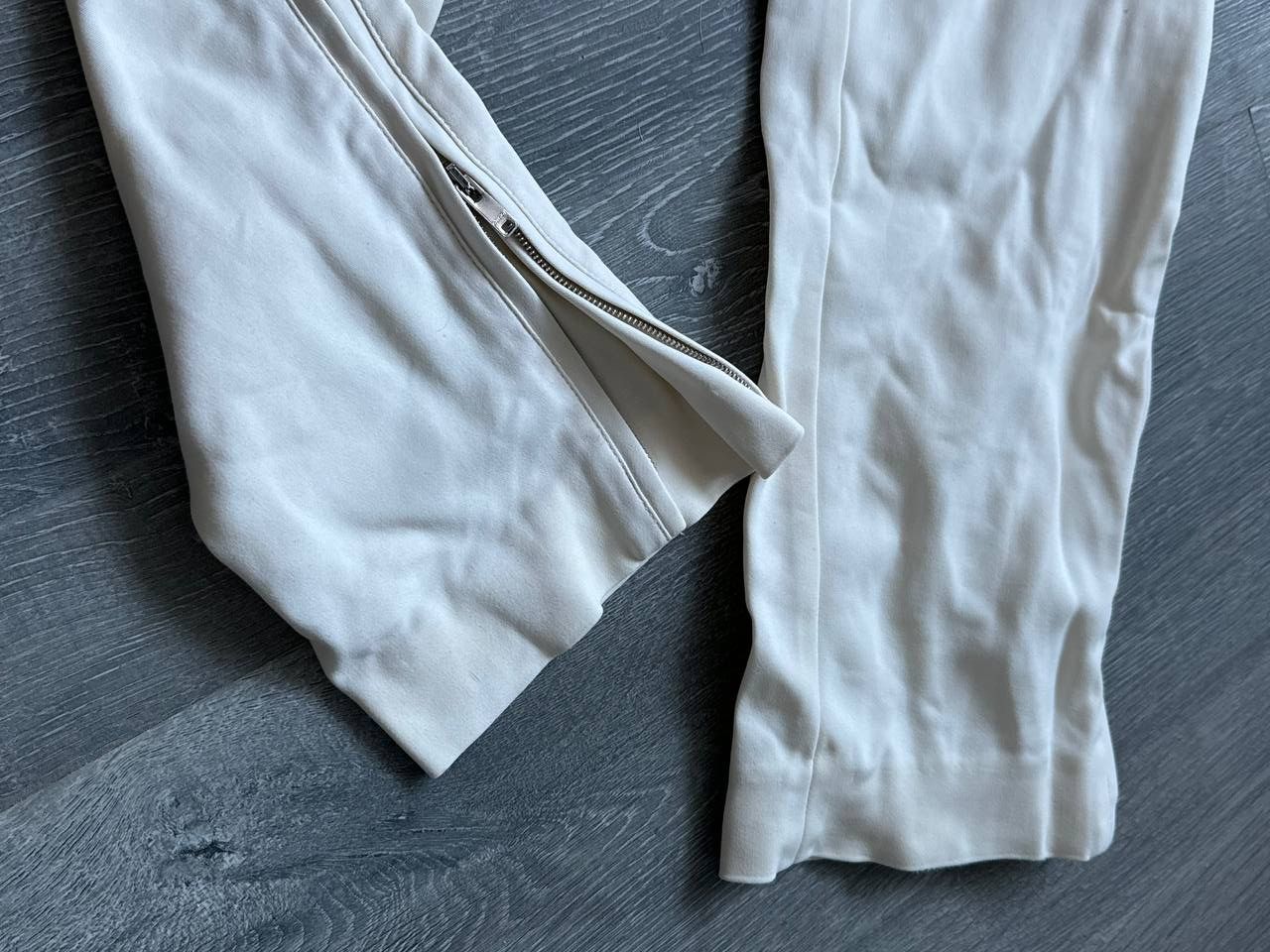 Gucci Vintage Gucci women’s pants white cotton steel logo Size 26" / US 2 / IT 38 - 4 Thumbnail