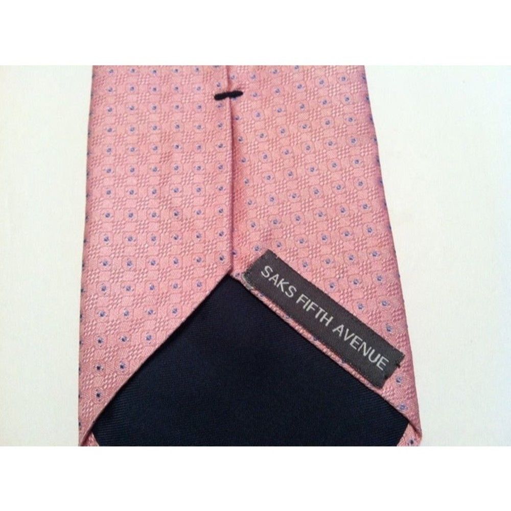 Saks Fifth Avenue SAKS FIFTH AVENUE NEW TIE 3 3/4" Size ONE SIZE - 6 Thumbnail