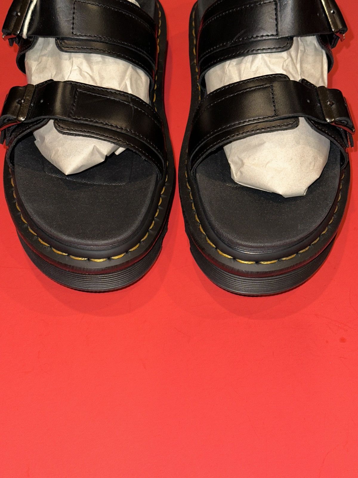 Dr. Martens DR. MARTENS MYLES BLACK LEATHER 2 BUCKLE SLIDE SANDALS M11 Size US 11 / EU 44 - 2 Thumbnail