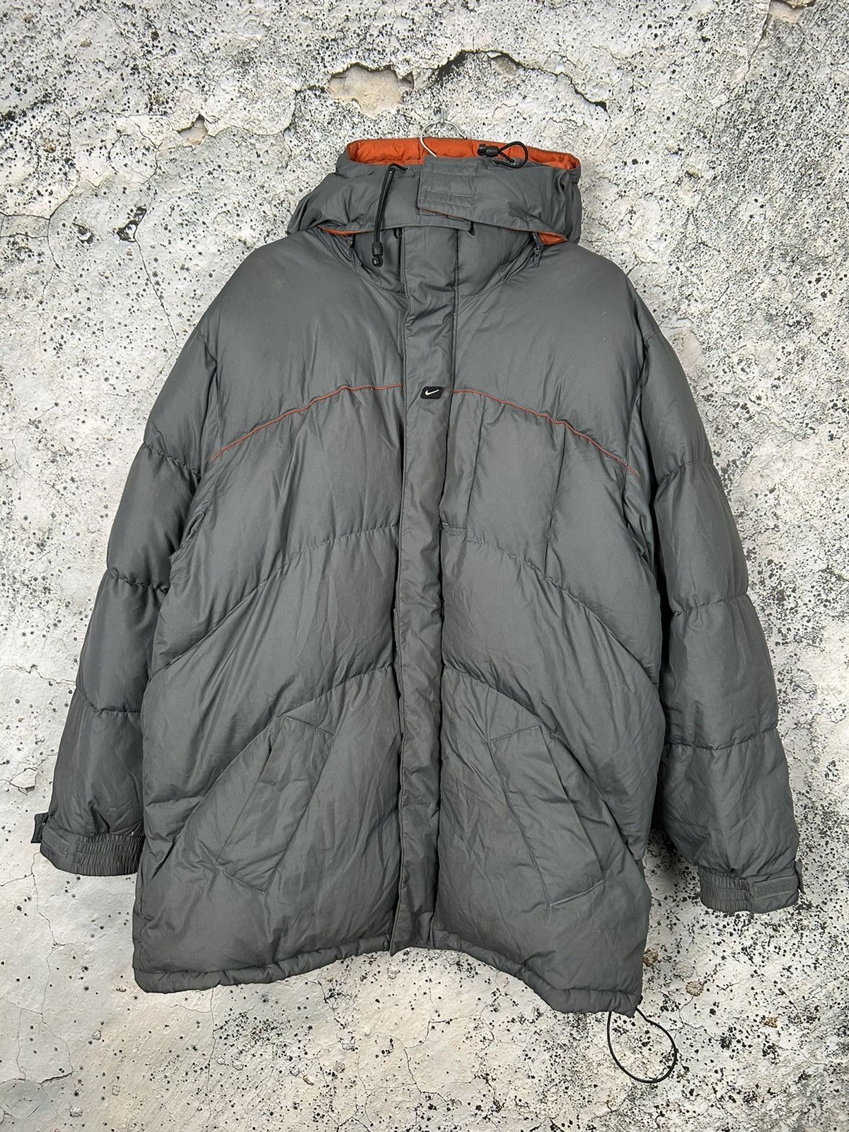 Nike Vintage Nike Y2K Puffer Winter Jacket Gorpcore Streetwear Size US L / EU 52-54 / 3 - 1 Thumbnail
