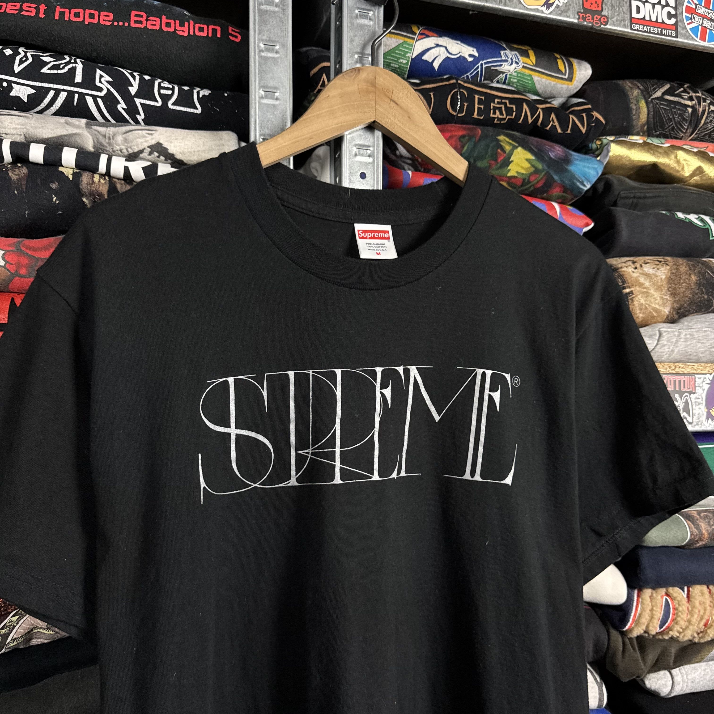 Supreme FW22 SUPREME TRADEMARK T-SHIRT TEE SIZE MEDIUM Size US M / EU 48-50 / 2 - 2 Thumbnail