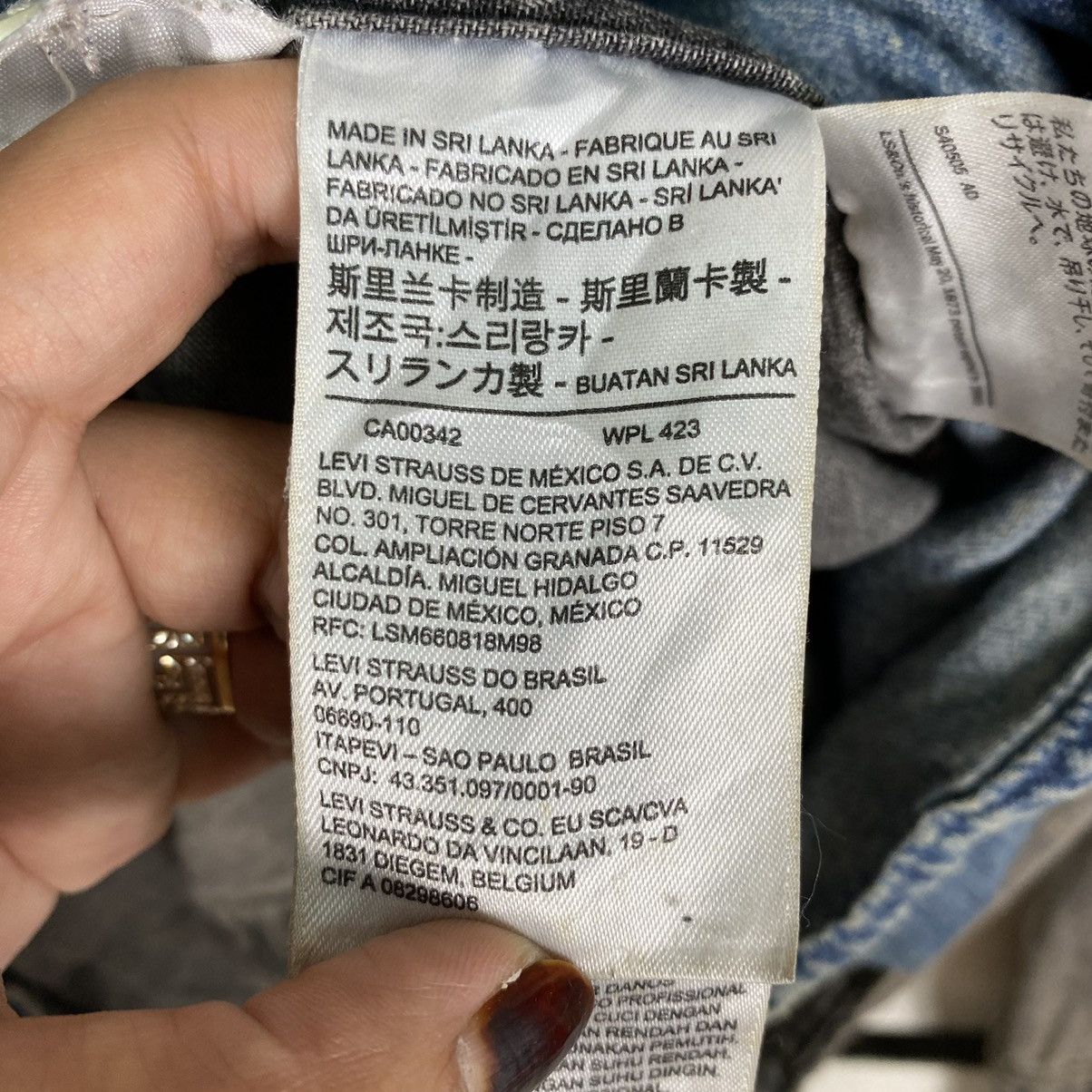 Levi's × Levi's Vintage Clothing LEVI'S TWO TONE RARE DESIGN LONGSLEEVE JEANS SHIRT Size US XL / EU 56 / 4 - 14 Thumbnail