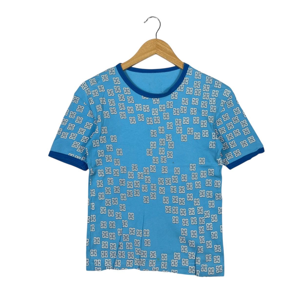 Givenchy Givenchy Monogram T-Shirt Blue All Over Print Designer Tee Size US S / EU 44-46 / 1 - 1 Thumbnail