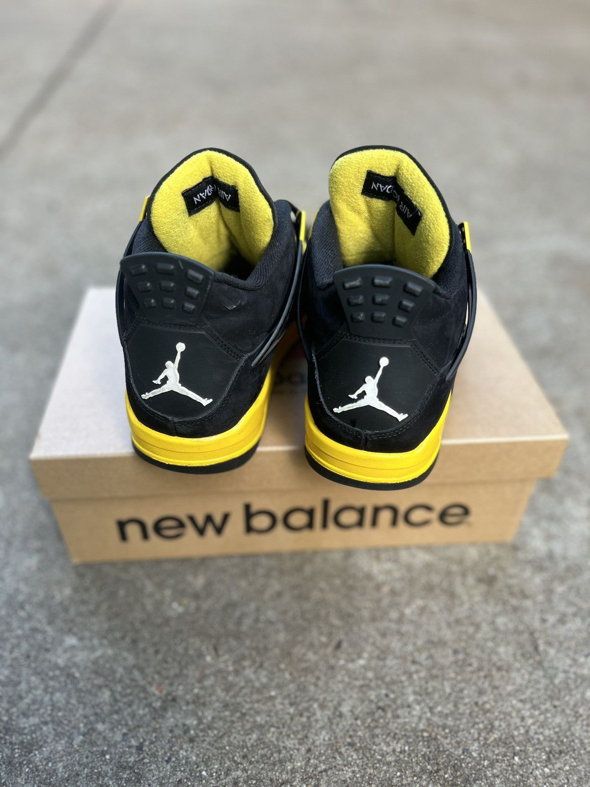 Jordan Brand × Nike Jordan 4 Yellow Thunder size 9.5 Size US 9.5 / EU 42-43 - 2 Thumbnail