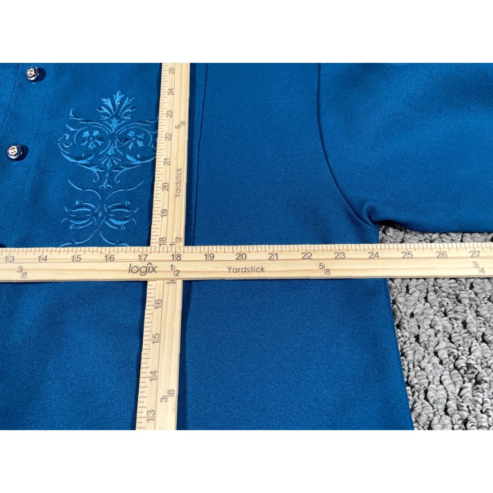 Vintage VTG Retro Shirt Adult XL Blue Embroidered Button-Front Polo Style Dad Size US XL / EU 56 / 4 - 6 Thumbnail