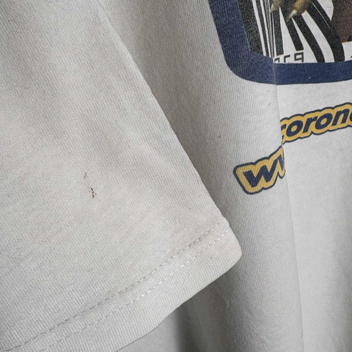 Vintage Vintage Corona Extra Week Beer Monster Graphic Tee / T-Shirt Size US XL / EU 56 / 4 - 6 Thumbnail