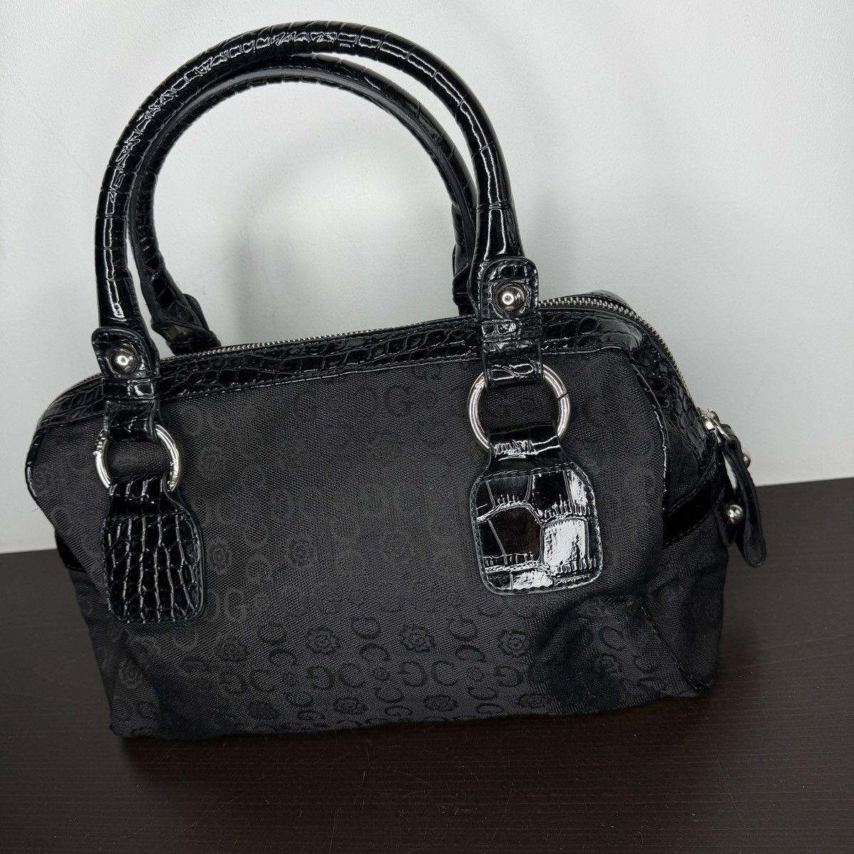 Guess Guees Style Shoulder Mini Bag Baguette Y2K Avant-garde 00’s Size ONE SIZE - 6 Thumbnail