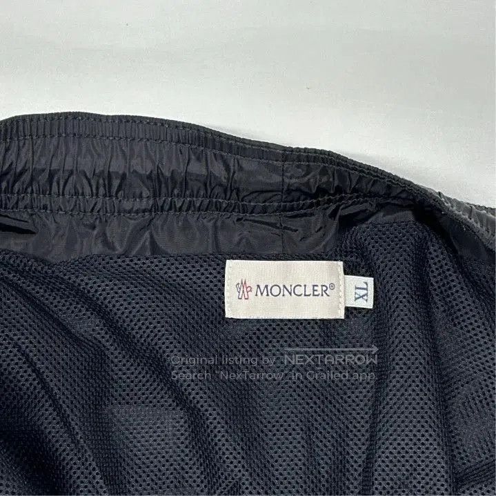 Moncler Moncler Men's Logo Patch Drawstring Mid. Size US 40 / EU 56 - 2 Thumbnail