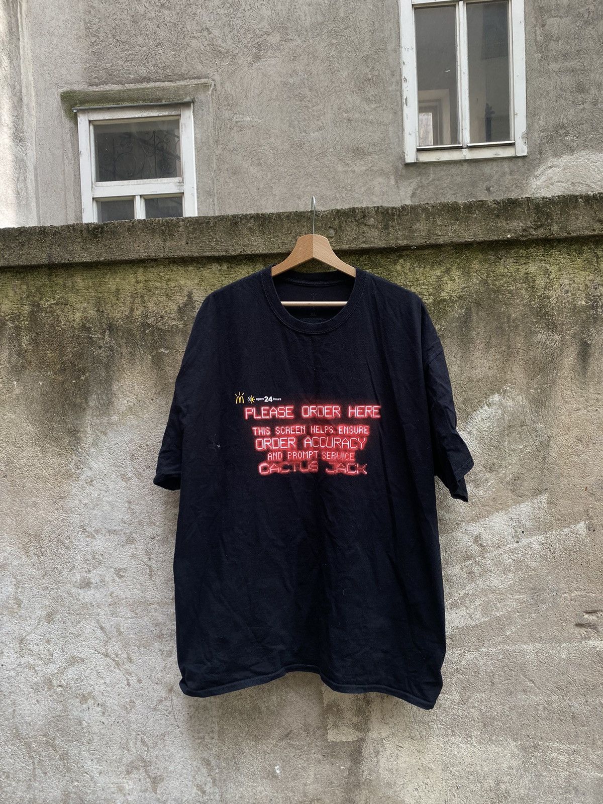 Travis Scott Cactus Jack McDonalds T-Shirt Size US XL / EU 56 / 4 - 1 Thumbnail