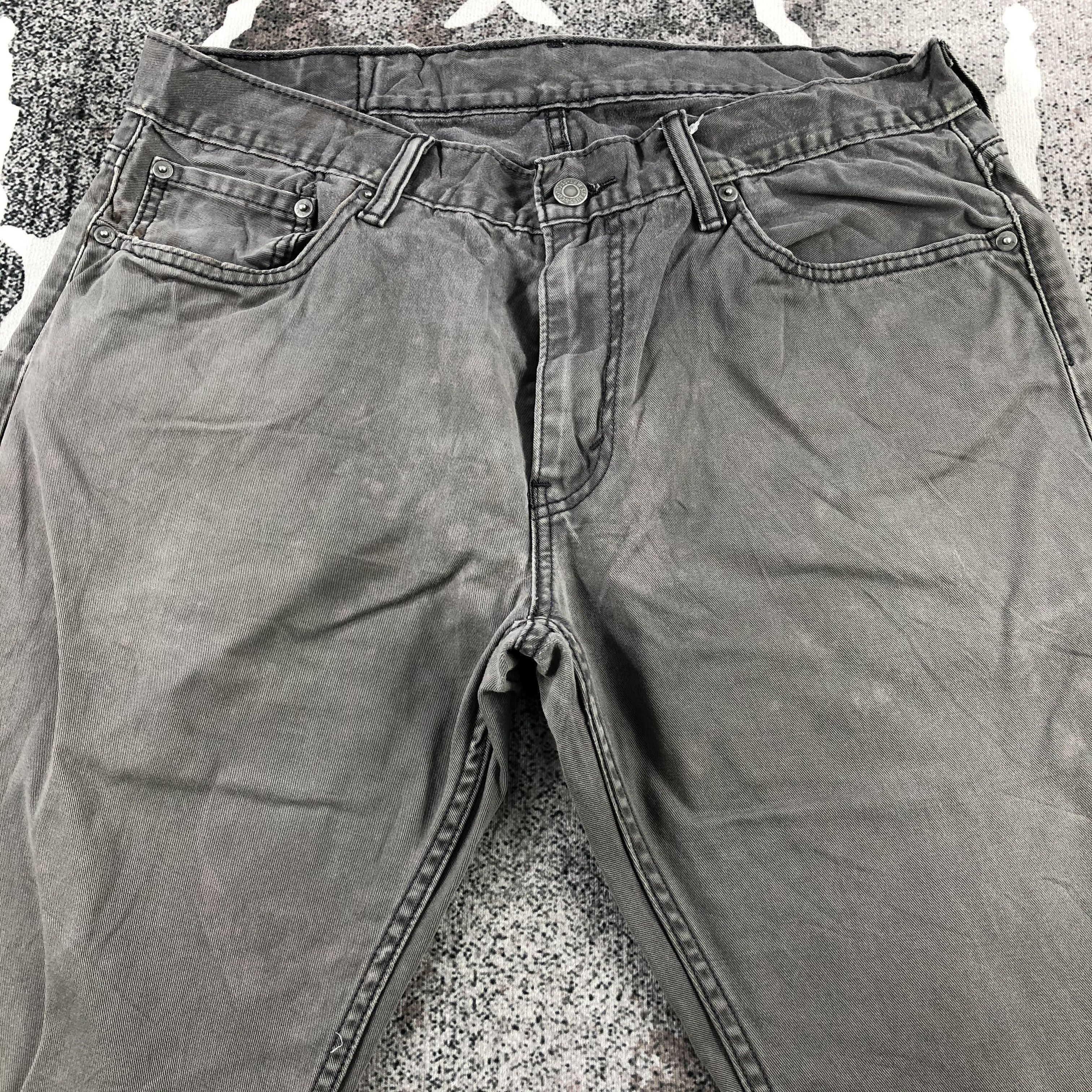 Levi's Vintage Levis 514 Jeans Distressed Denim KJ1055 Size US 34 / EU 50 - 3 Thumbnail