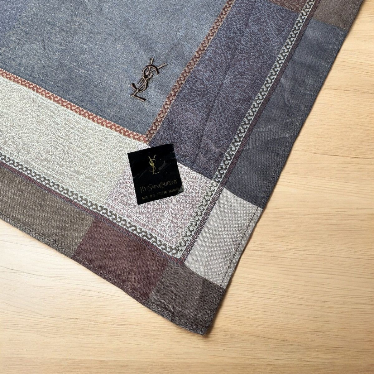 Vintage × Yves Saint Laurent VINTAGE YSL YVES SAINT LAURENT SCARVES POCKET SQUARE Size ONE SIZE - 2 Thumbnail