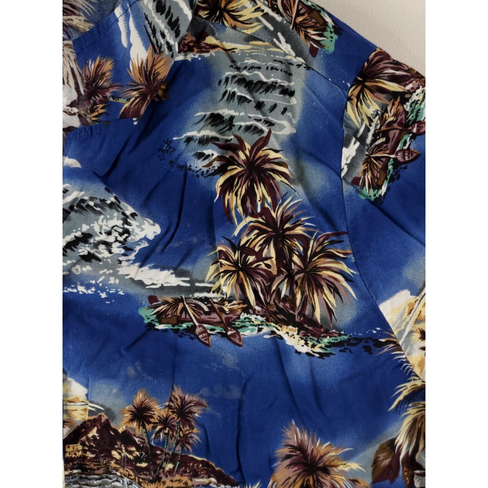 Hilo Hattie Hilo Hattie Shirt Hawaiian 100% Rayon Blue Palm Trees Islands Mens XXL Short Sleeve Button-Up Men Blue Hawaiian 2XL Size US XXL / EU 58 / 5 - 2 Thumbnail