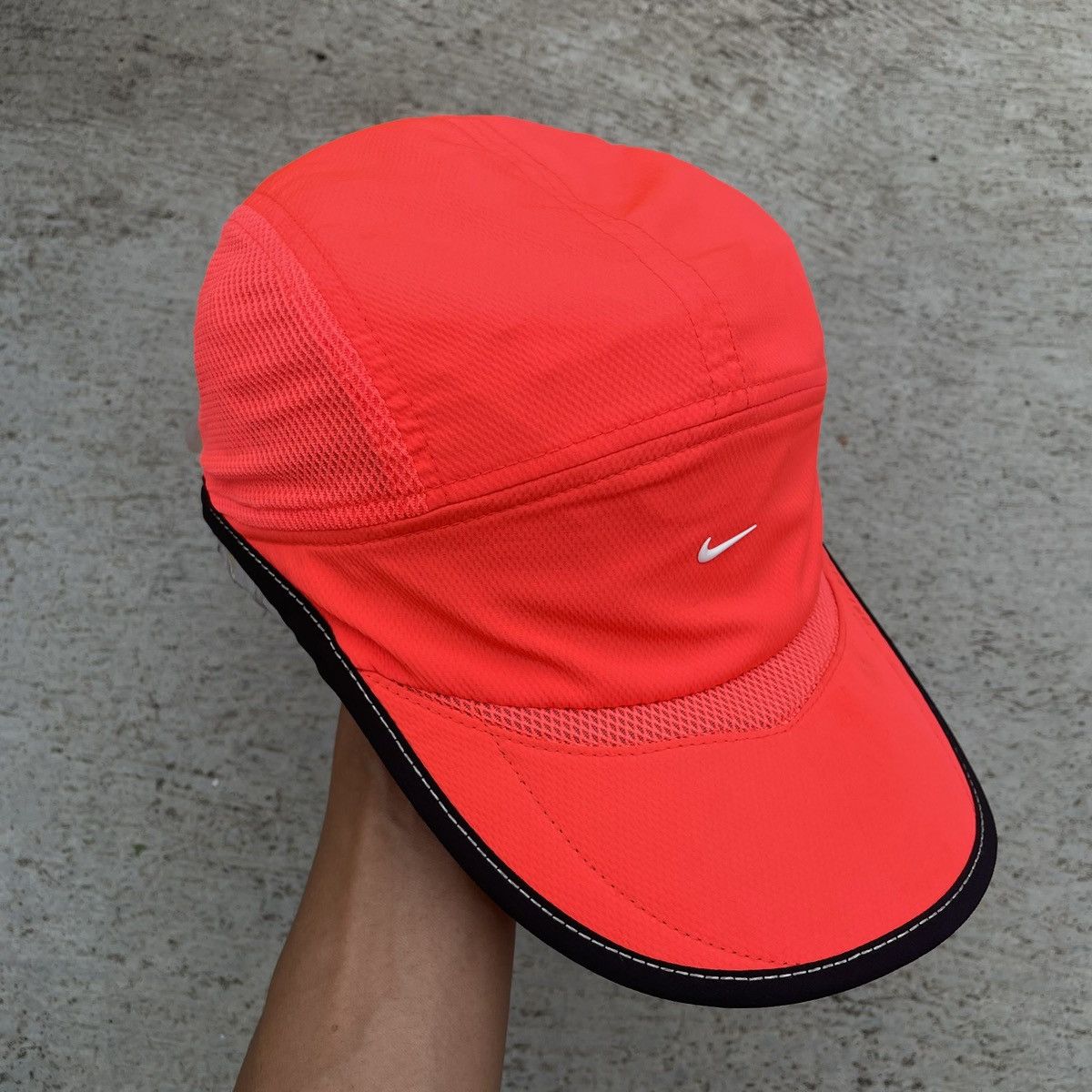 Nike Nike neon dry-fit hat Size ONE SIZE - 8 Thumbnail