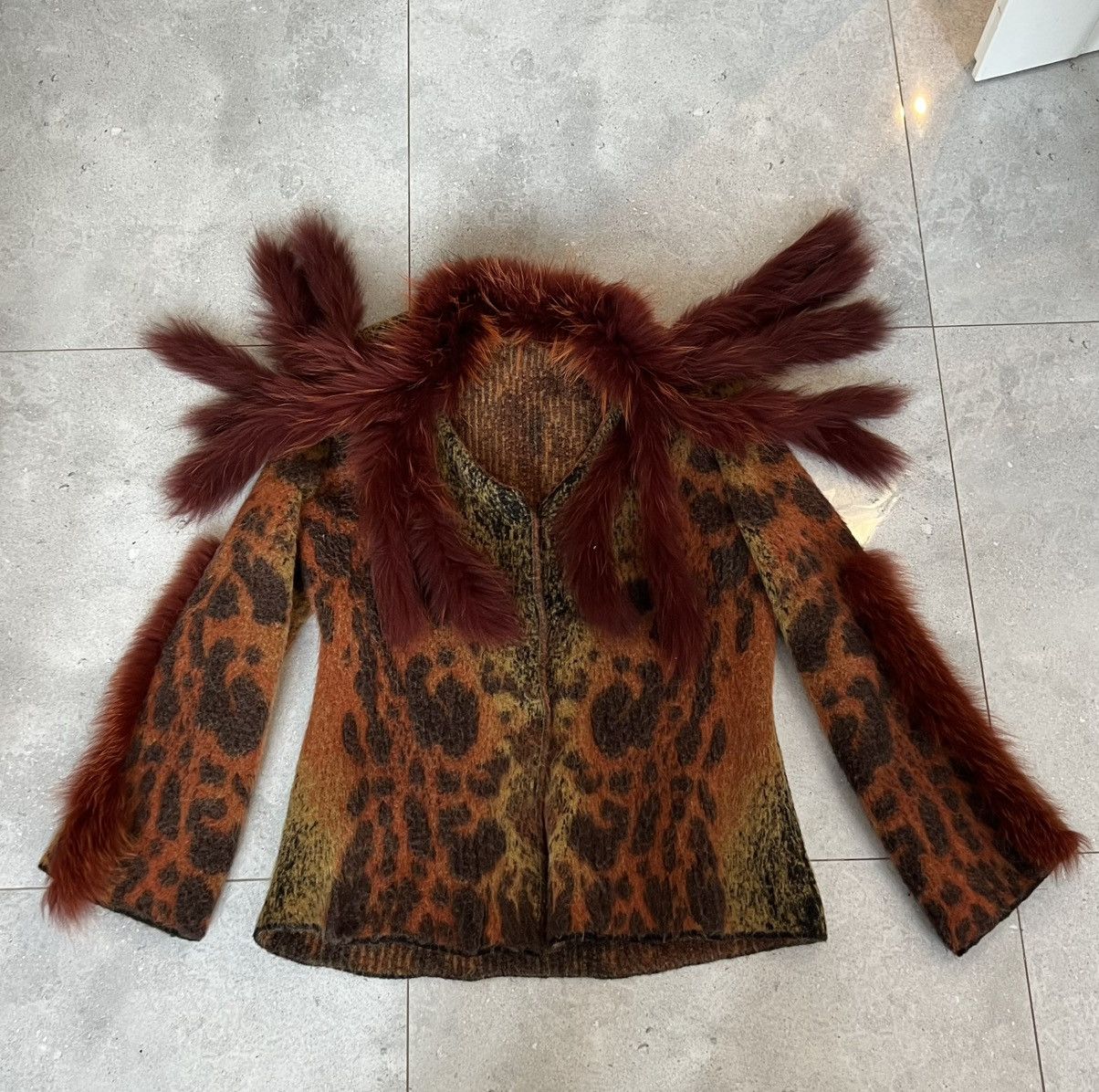 Roberto Cavalli 2000s Cavalli Animal Print Raccon Fur wool jacket Size M / US 6-8 / IT 42-44 - 1 Thumbnail