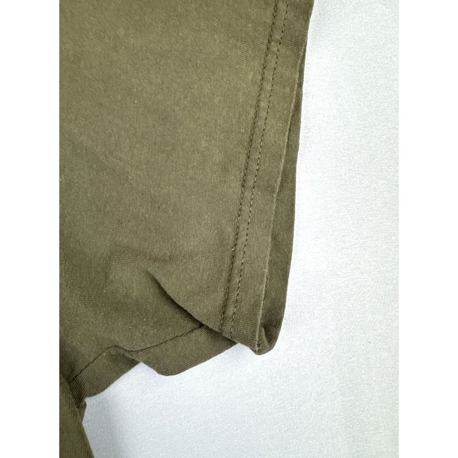 Olive VINTAGE National Heritage T-Shirt Olive Green M Short Sleeve Crew Neck Bass Trophy Graphic Mens Shirt Vintage 1990s Geared Toward Fishing Fans Size US M / EU 48-50 / 2 - 6 Thumbnail