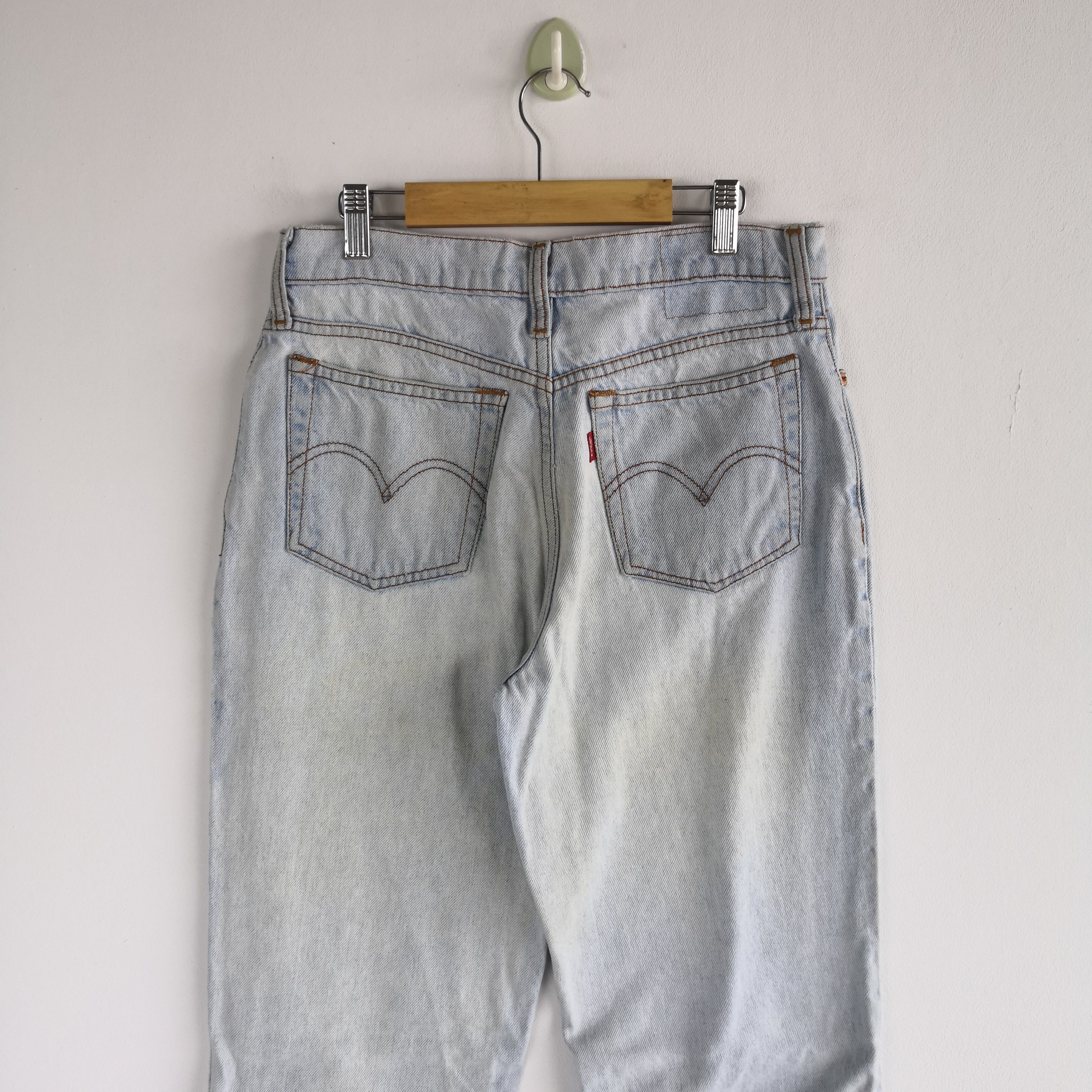 Levi's Vintage Levi's 545 Light Wash Jeans Levis Distressed Denim Size 28" / US 6 / IT 42 - 4 Thumbnail