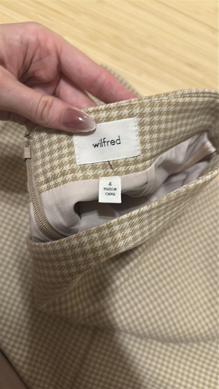 Aritzia Houndstooth checkered pencil skirt size 4 Size 27" / US 4 / IT 40 - 5 Thumbnail