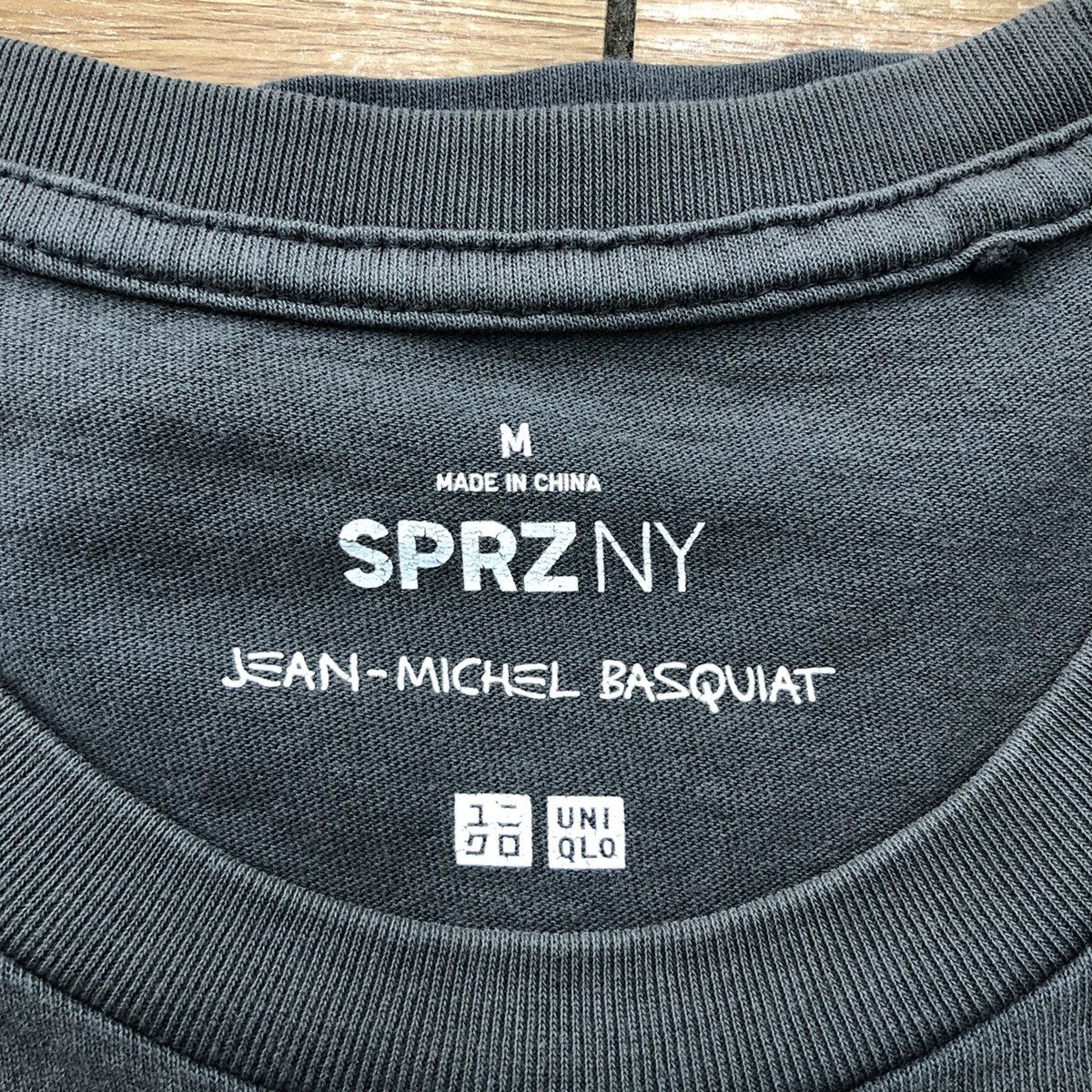 Jean-Michel Basquiat × Uniqlo Jean-Michel Basquiat Tee Shirt Art Size US L / EU 52-54 / 3 - 5 Thumbnail
