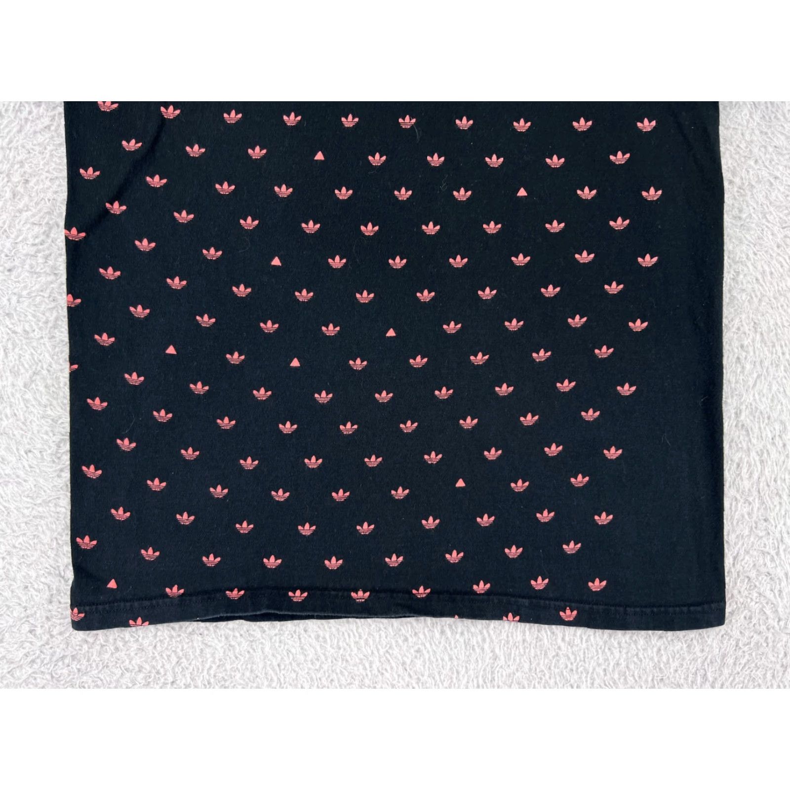 Adidas Adidas Shirt Mens Small Black Trefoil All Over Print Short Sleeve Crew Neck Size US S / EU 44-46 / 1 - 5 Thumbnail