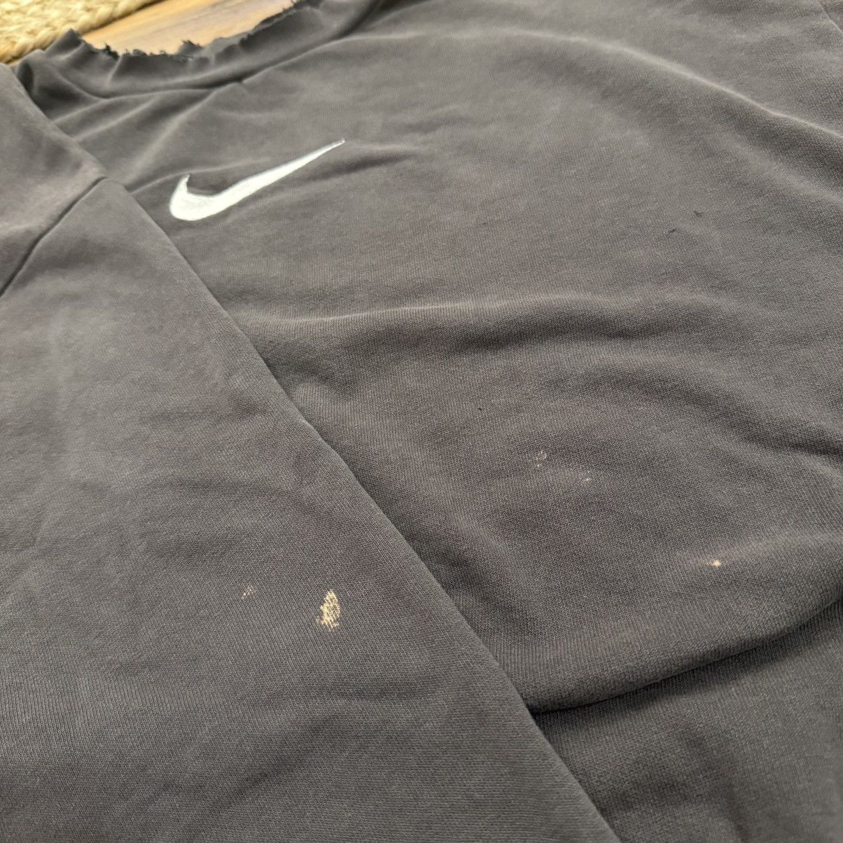 Nike Vintage Nike Center Swoosh Black Crewneck Sweatshirt Size US XL / EU 56 / 4 - 3 Thumbnail