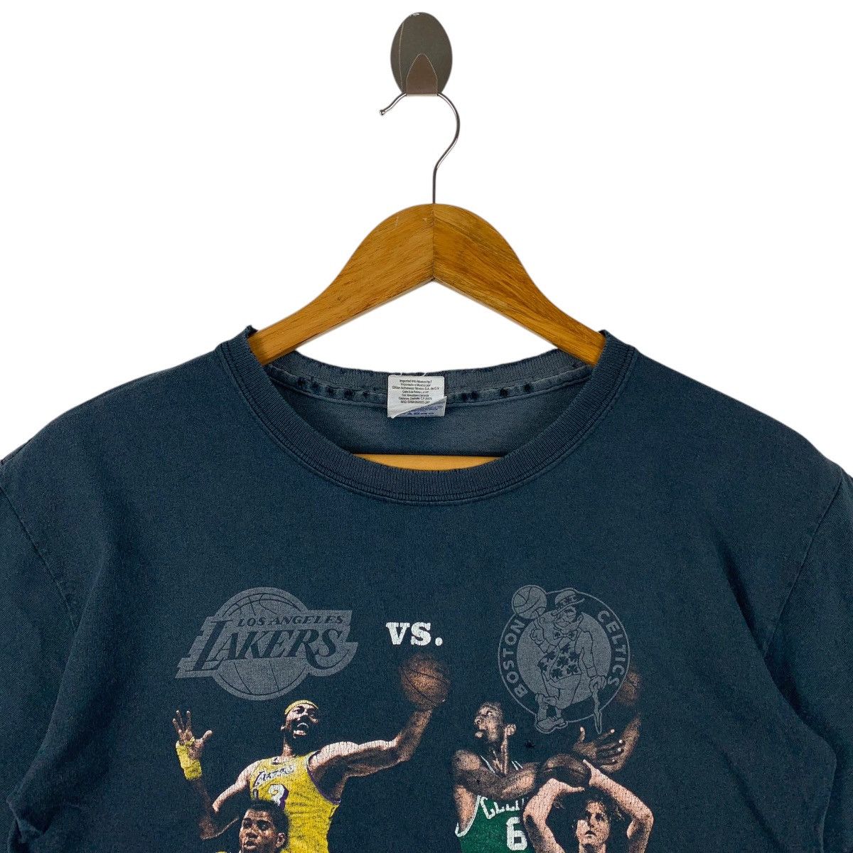 NBA Vintage 90s LOS ANGELES LAKERS vs BOSTON CELTICS tee Size US S / EU 44-46 / 1 - 2 Thumbnail