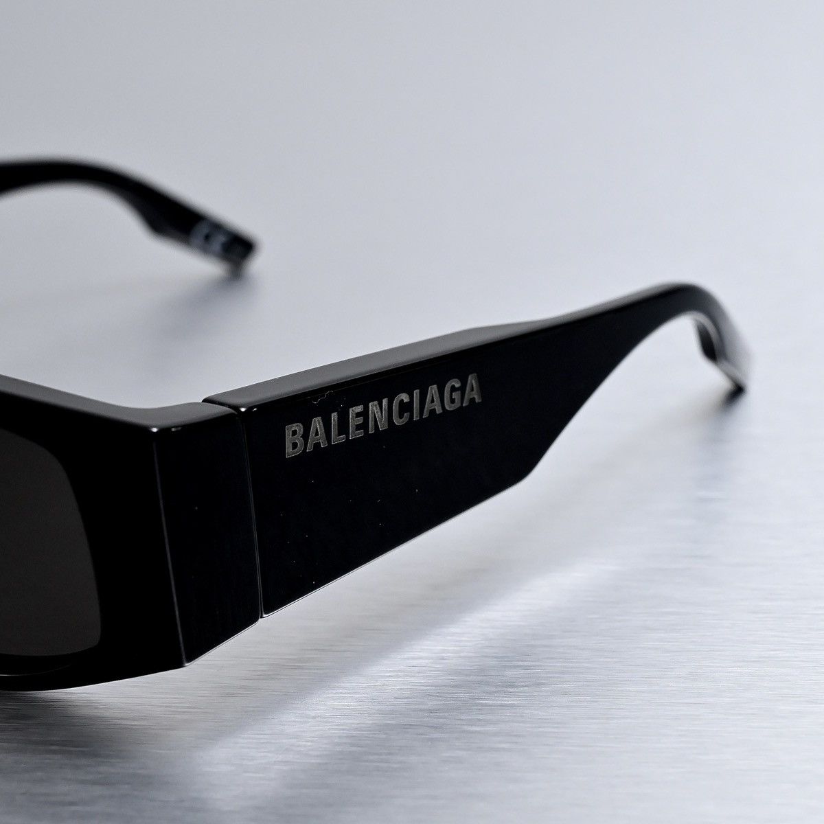 Balenciaga BALENCIAGA BB0100S SUNGLASSES Size ONE SIZE - 3 Thumbnail
