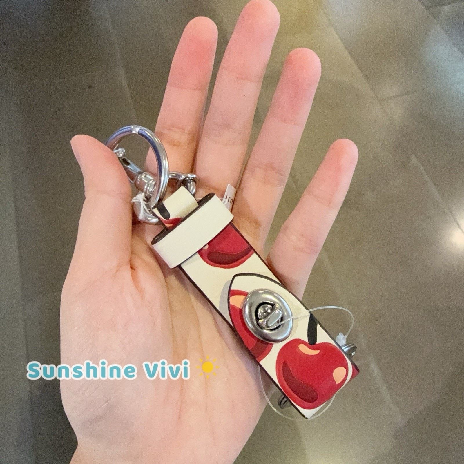 Coach NWT COACH CZ088 Trigger Bag Charm Cherry Leather Key Ring Size ONE SIZE - 1 Thumbnail
