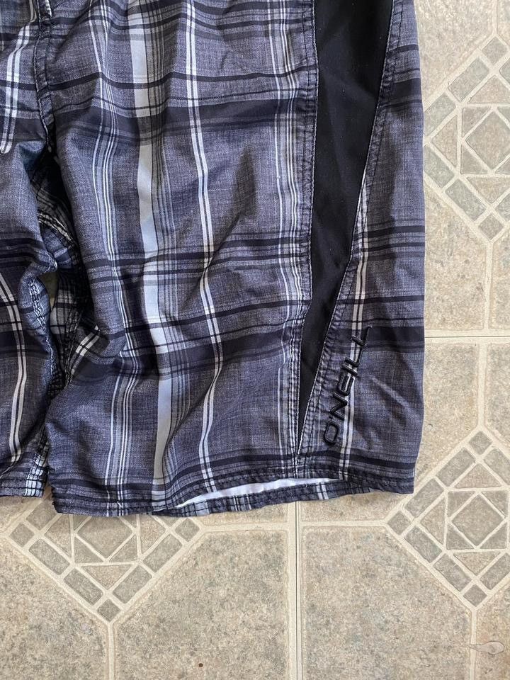 O'Neill Vintage Y2K oneill surfwear swim trunks plaid size small Size US 30 / EU 46 - 2 Thumbnail