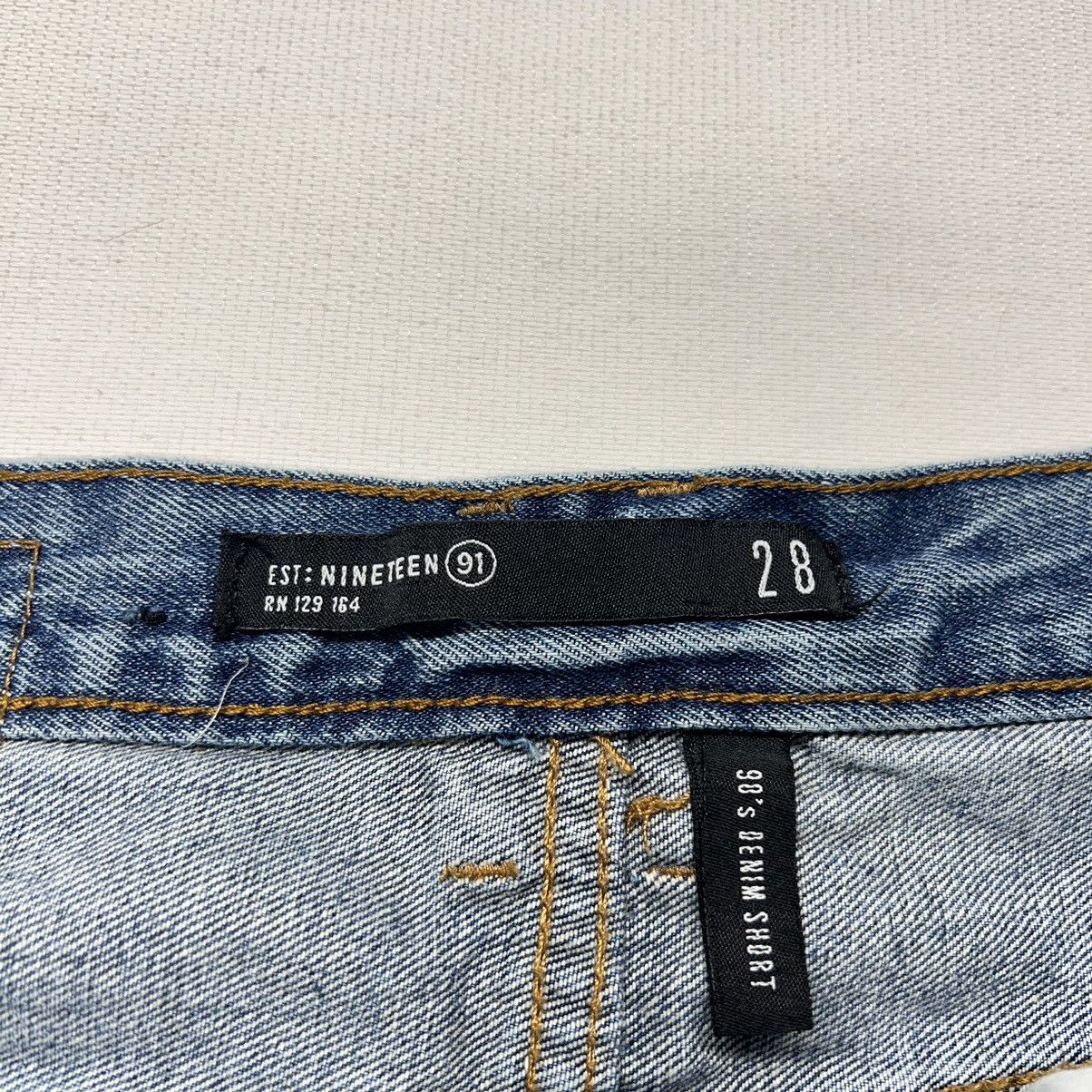 Cotton On Cotton On Jean Shorts Blue 90s Denim Distressed Ripped Faded Size US 28 / EU 44 - 8 Thumbnail