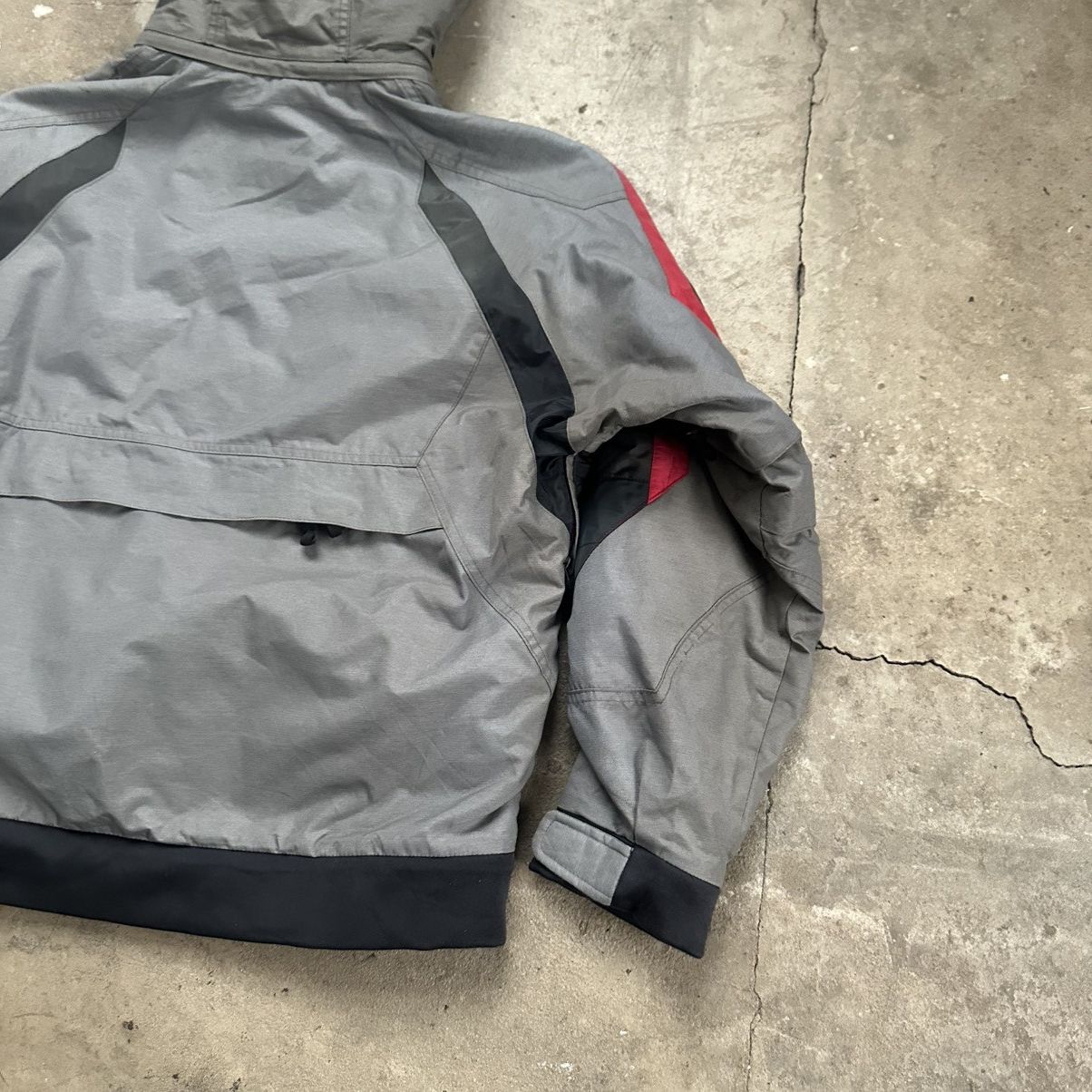 Descente Vintage Descente ski jacket multifunctional Size US L / EU 52-54 / 3 - 9 Thumbnail