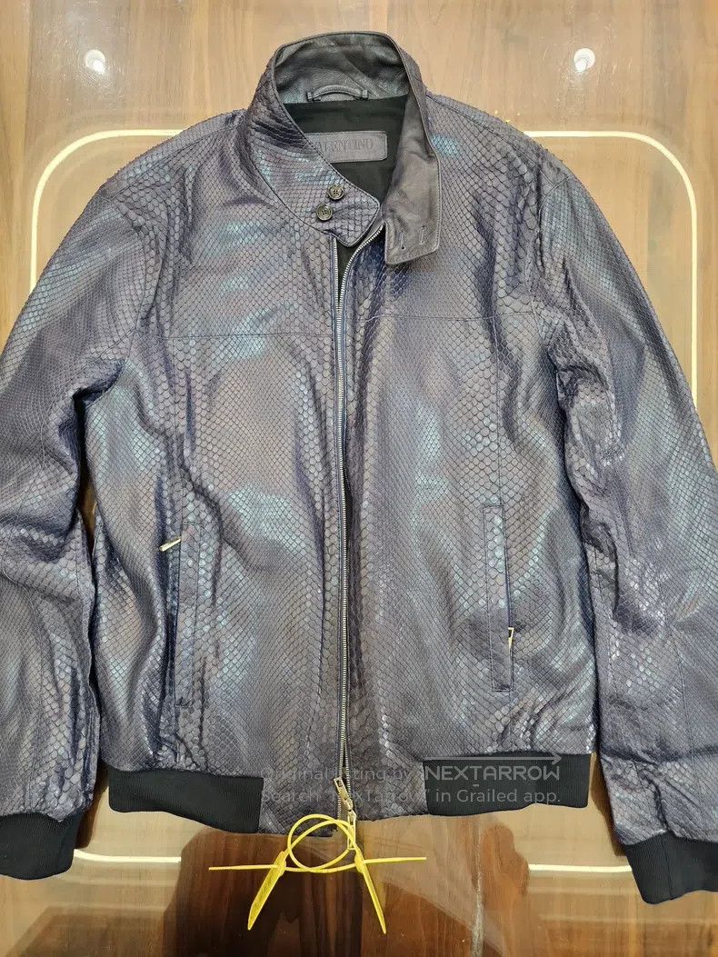 Valentino Valentino Python skin coat Size US L / EU 52-54 / 3 - 1 Thumbnail
