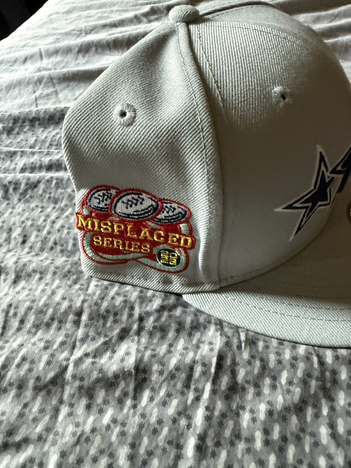 John Geiger New Era Dallas Cowboys John Geiger Misplaced NFL Fitted Hat Size ONE SIZE - 2 Thumbnail