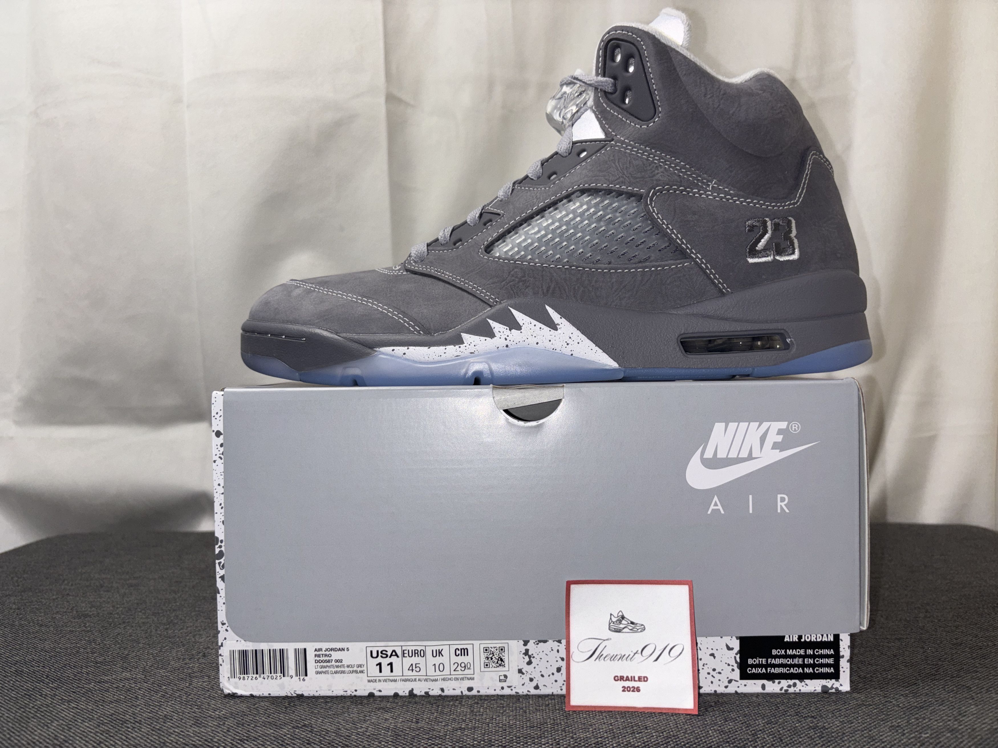 Nike Nike Air Jordan 5 Retro Wolf Grey (2026) Size 11 DD0587-002 Size US 11 / EU 44 - 1 Thumbnail