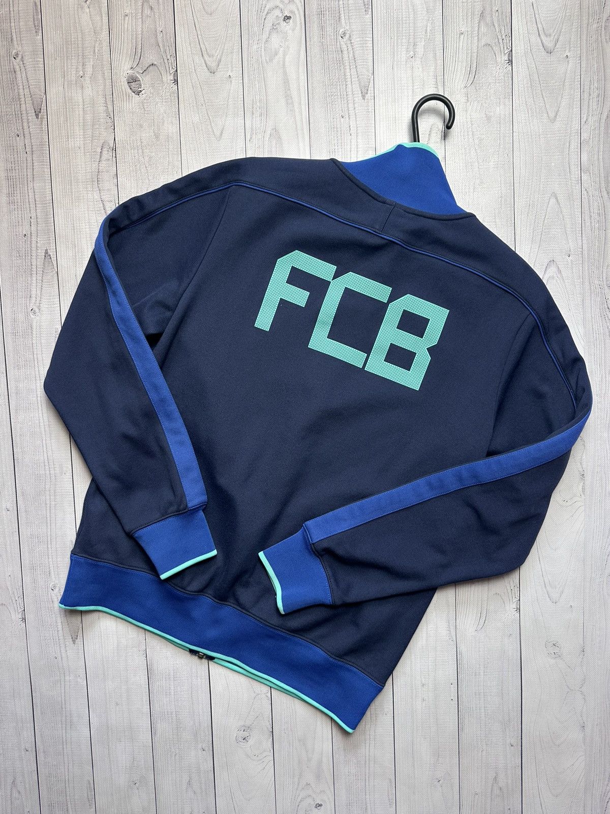 Nike × Vintage Vintage Nike Barcelona soccer track jacket size M Size US M / EU 48-50 / 2 - 2 Thumbnail
