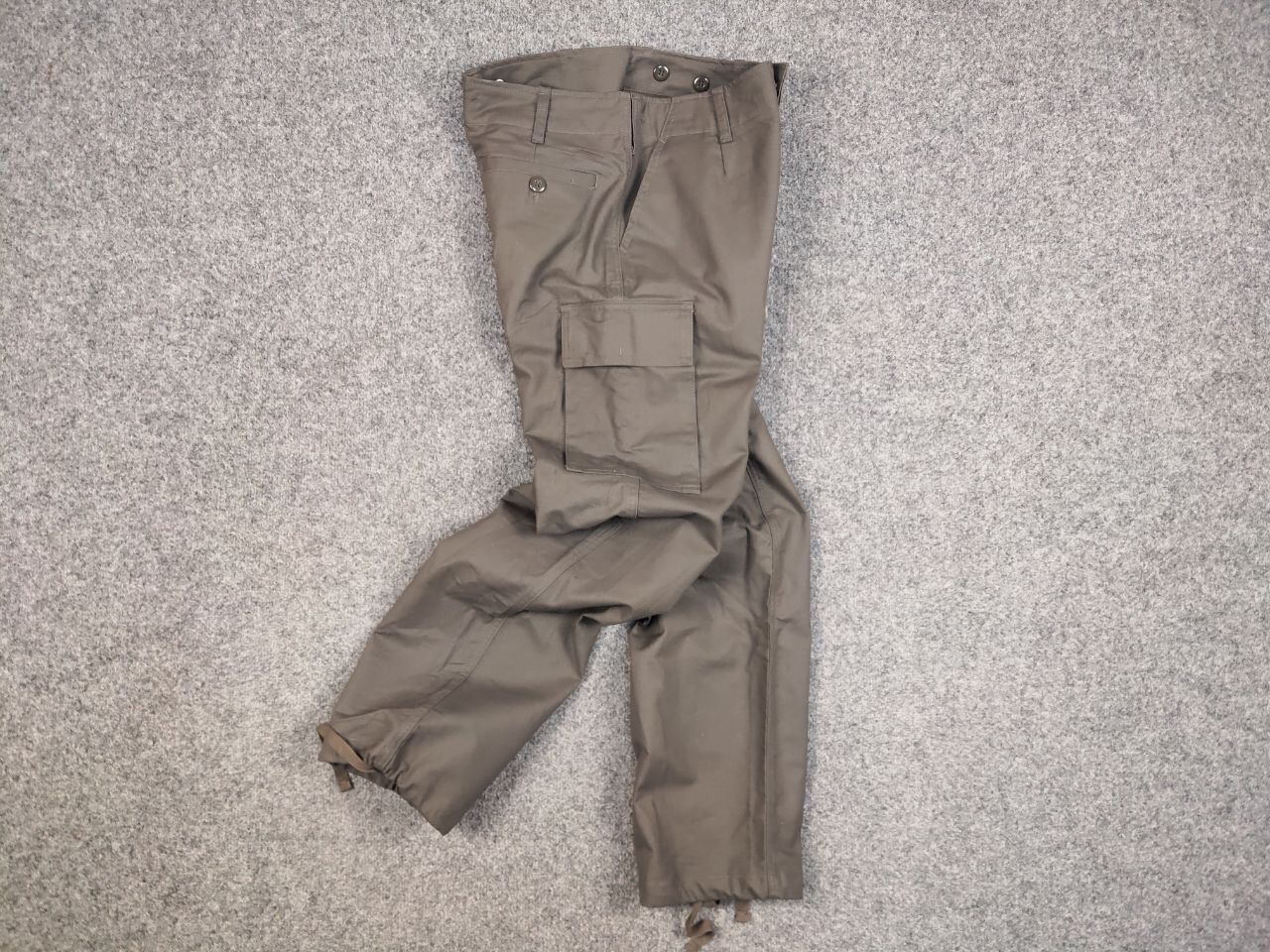 Japanese Brand Vintage 98s Genuine French Khaki Cargo Combat Trousers Pants Size US 32 / EU 48 - 13 Thumbnail
