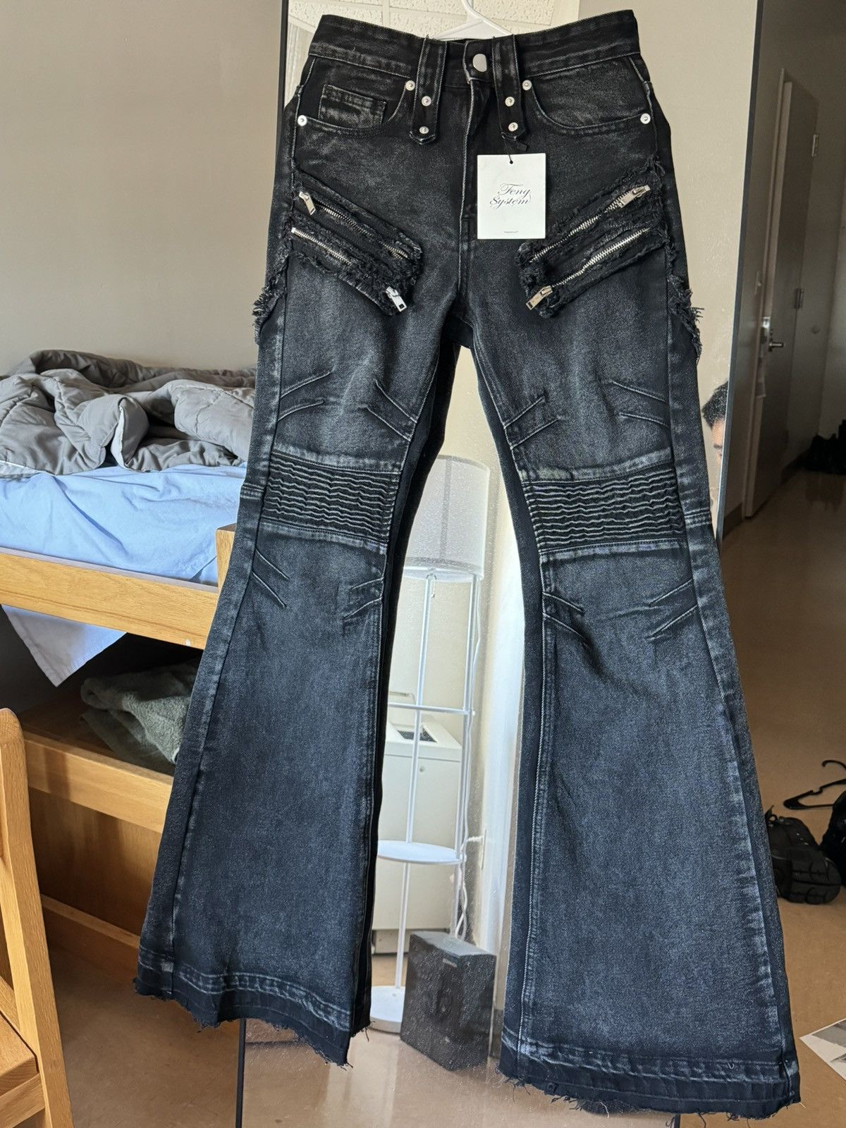 Designer × Streetwear Feng System Black Distressed Flare
