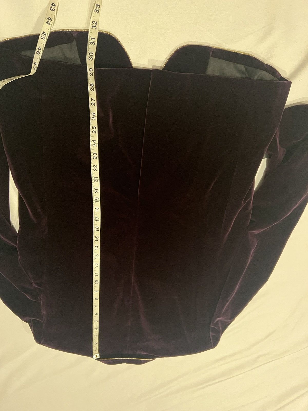 Saint Laurent Paris Saint Laurent men’s velvet gold trim blazer. 52/42. $2990 Size 42R - 8 Thumbnail