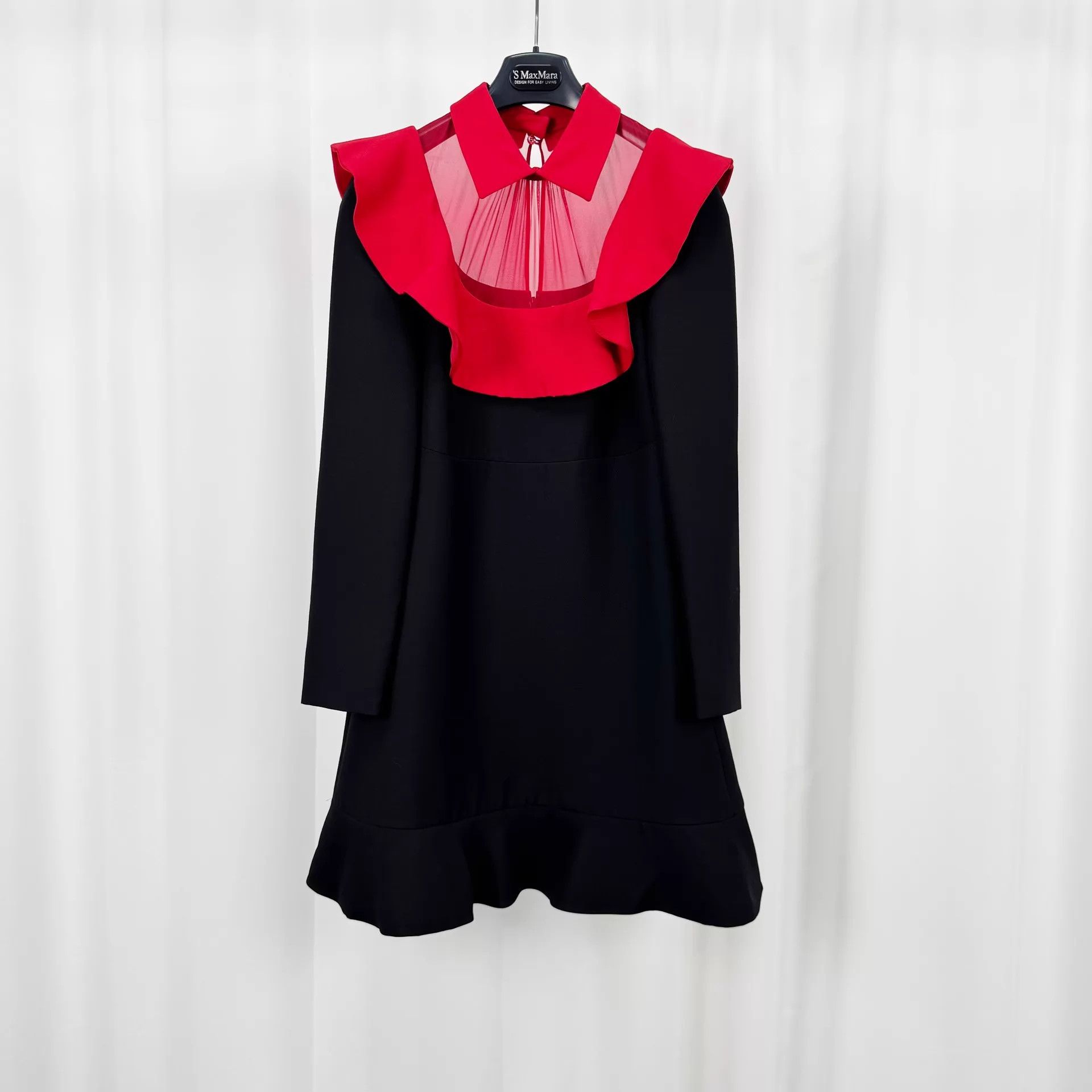 Valentino Valentino Ruffle Wool-Silk Dress Size 40 Like New Size S / US 4 / IT 40 - 1 Thumbnail
