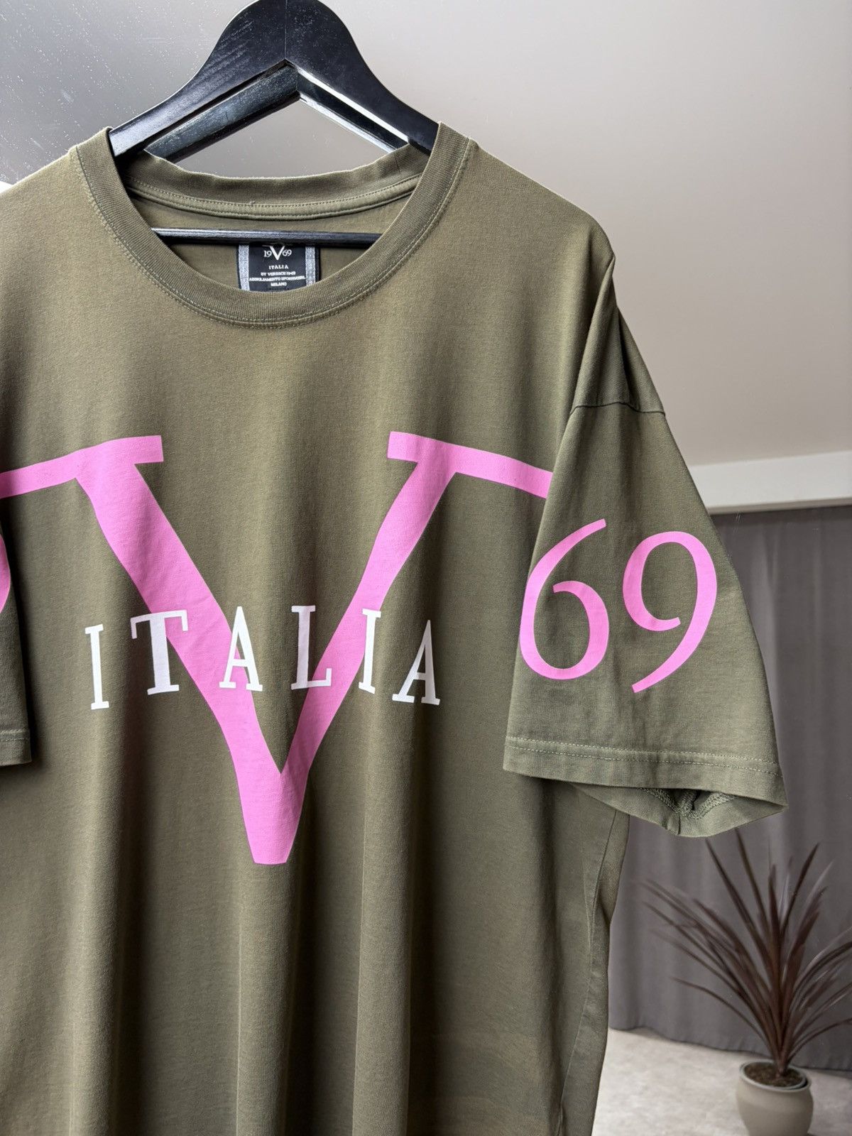 Versace Versace V Italia 1969 Tee Big Logo Luxury Streetwear Y2K Size US XXL / EU 58 / 5 - 6 Thumbnail