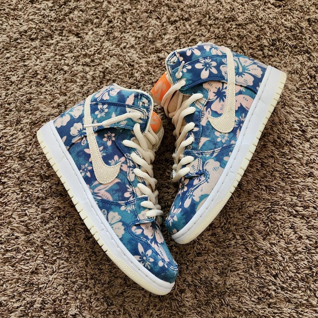 Nike SB Dunk High Hawaii Maui Wowie Sneakers Skateboarding