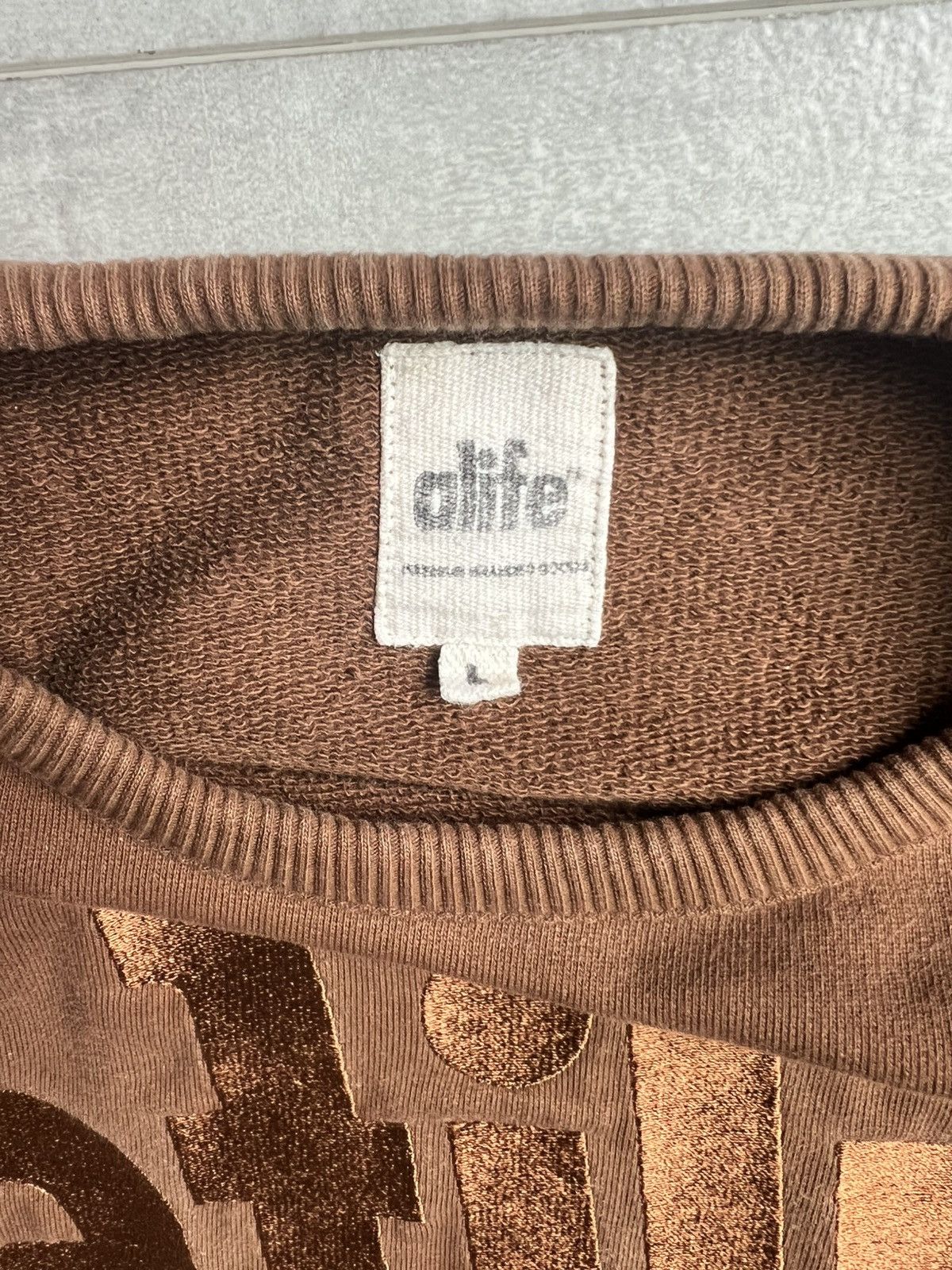 Alife Vintage Alife NYC Bubble Logo Heavyweight Crewneck - Brown Size US L / EU 52-54 / 3 - 3 Thumbnail
