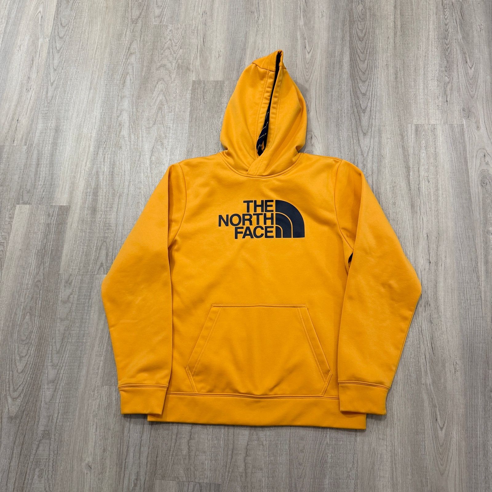 The North Face The North Face Hoodie Medium Yellow Pullover Sweatshirt Size US M / EU 48-50 / 2 - 1 Thumbnail