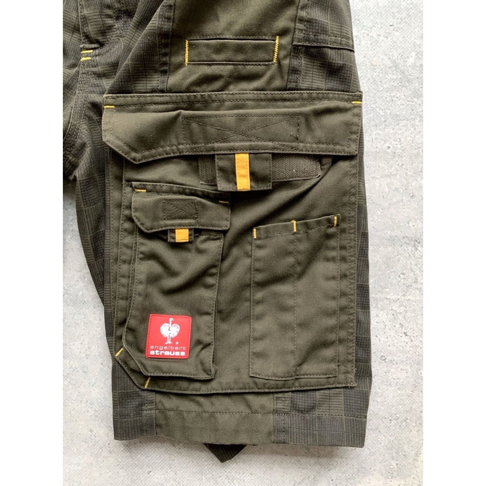 Vintage ENGELBERT STRAUSS Workwear Cargo Shorts Men 56 EU Olive Size 40 Size US 40 / EU 56 - 4 Thumbnail