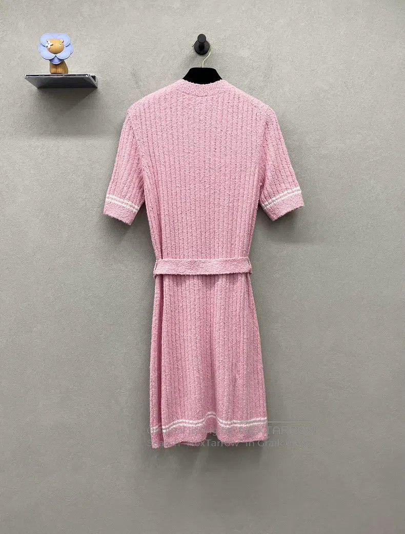 Chanel Chanel Pink knitted dress | Grailed