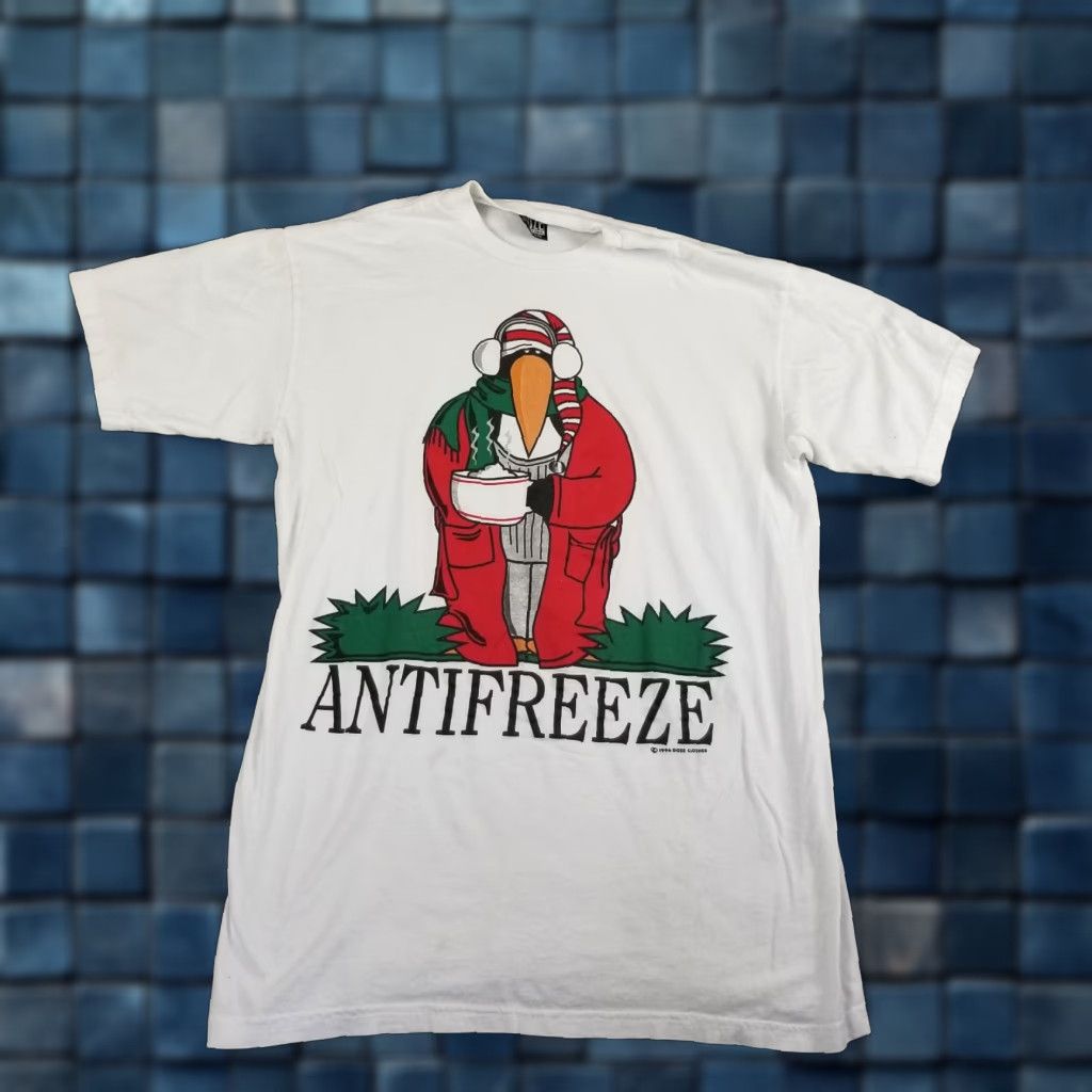 Vintage VINTAGE Penguin T Shirt Men LT 90s Antifreeze Funny 1996 Big Print Sleep Doze White Adult Large Tall Graphic Tee Mens Size US L / EU 52-54 / 3 - 1 Thumbnail