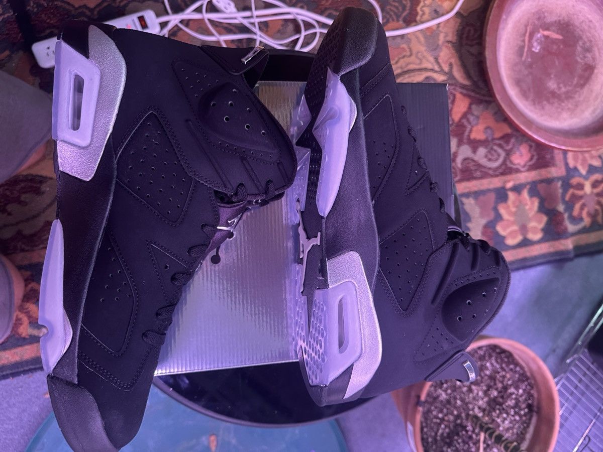 Jordan Brand Air Jordan 6 Retro “Chrome” Size US 13 / EU 46 - 2 Thumbnail