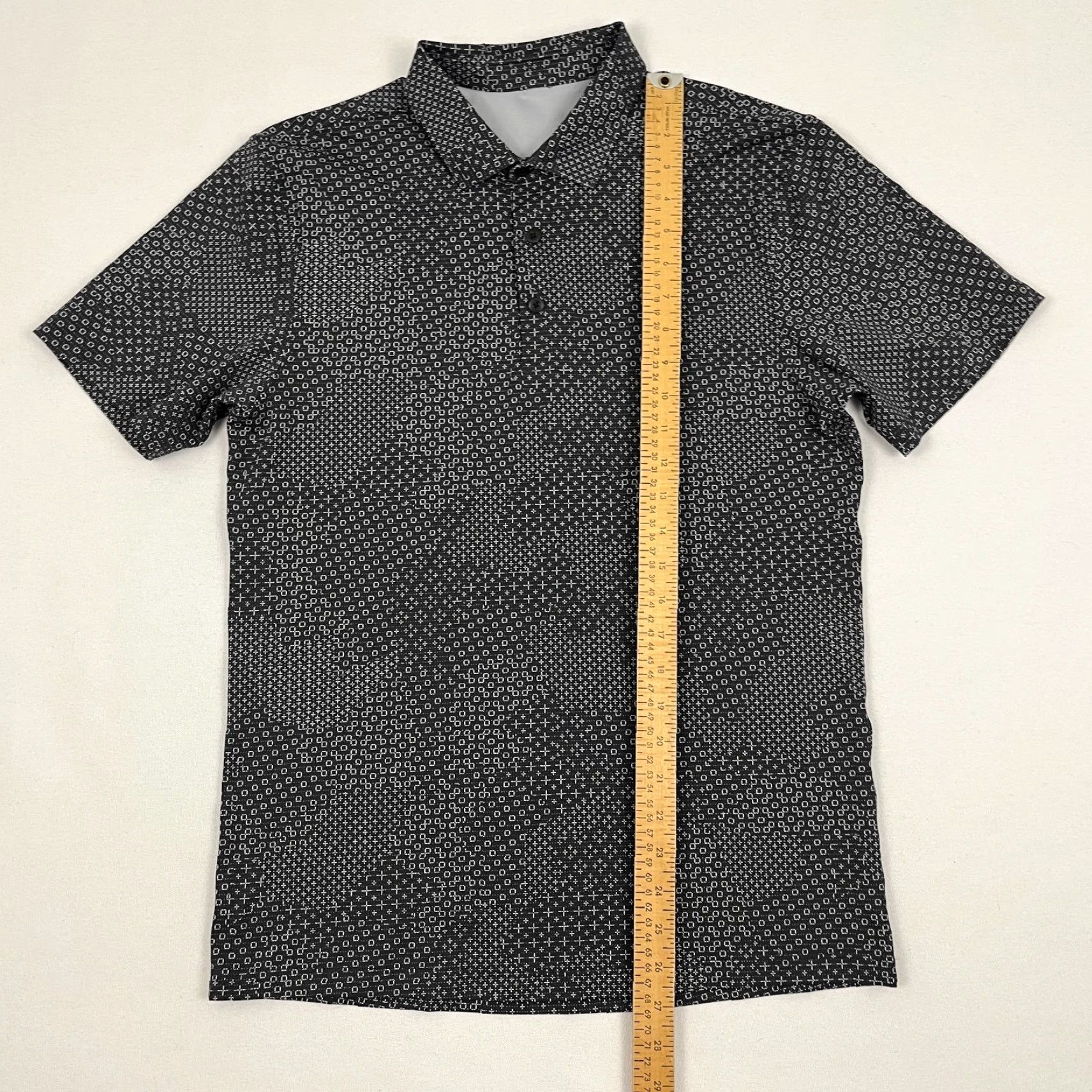 Lululemon Lululemon Propel Polo Shirt Mens M Geo Gray Black Active Stretch Golf Prep Polo Shirt Mens M Gray Geo Black Active Stretch Golf Prep Size US M / EU 48-50 / 2 - 4 Thumbnail