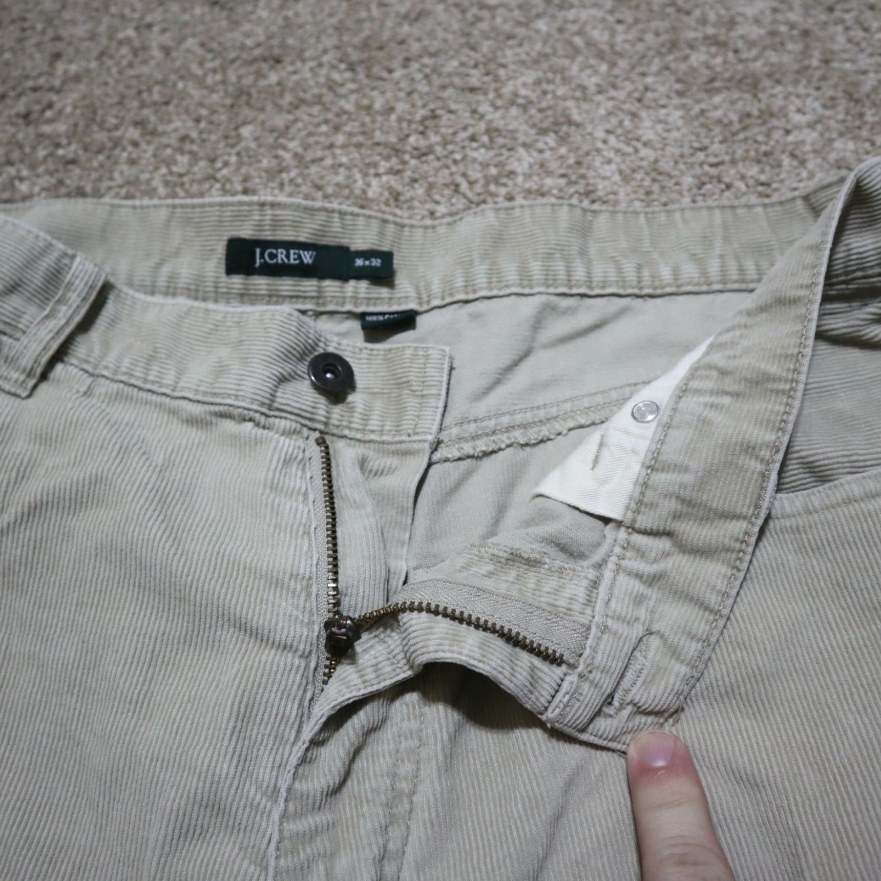 J.Crew J.CREW Pants Chino Beige Flat Front Mens 36x32 Pants Beige J.CREW Mens 36x32 Chino Flat Front Size US 36 / EU 52 - 2 Thumbnail