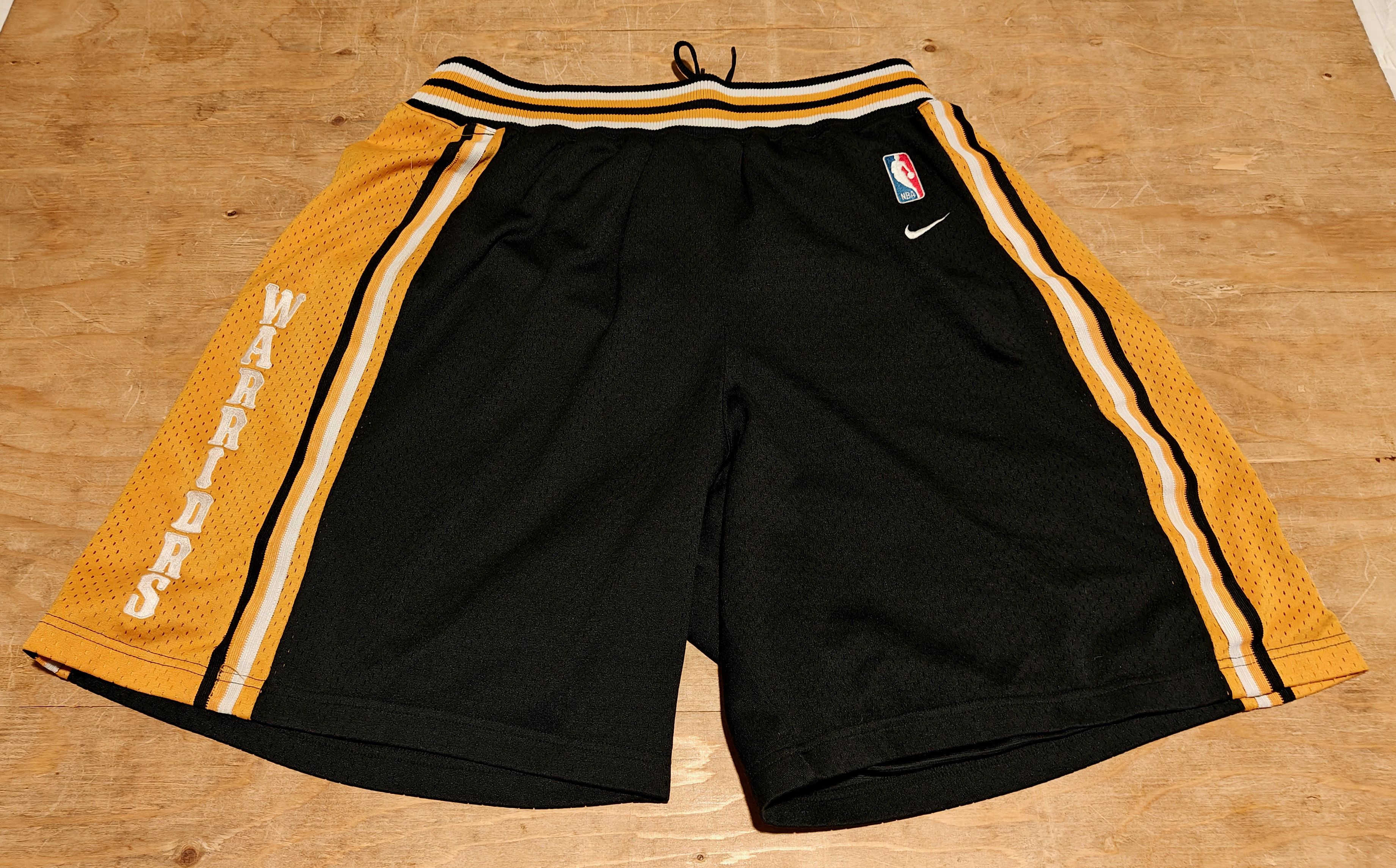 NBA × Nike × Vintage Vtg 90s Nike Golden State Warriors NBA Basketball shorts Size US 38 / EU 54 - 1 Thumbnail