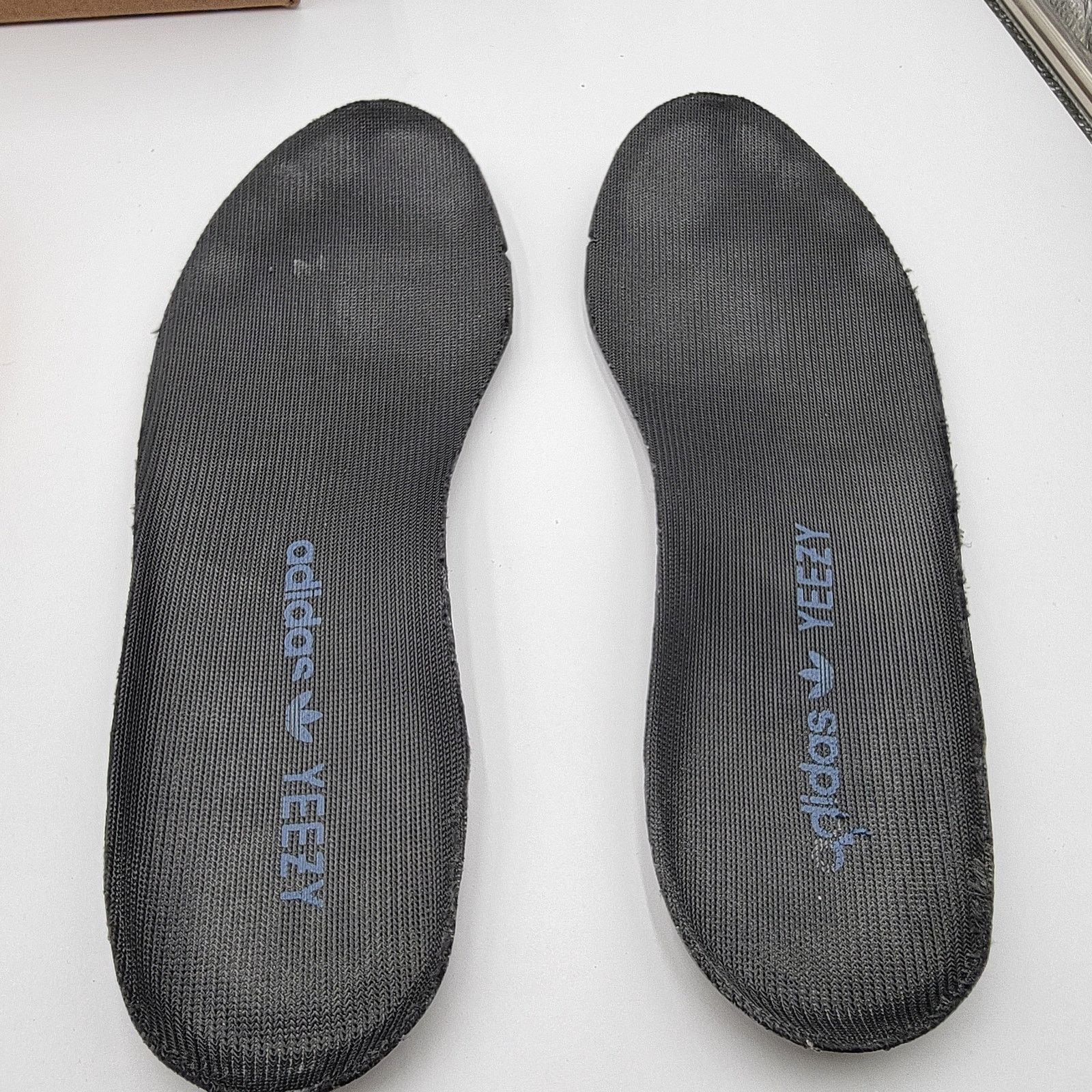 Yeezy Adidas Yeezy Boost 350 V2 'Carbon' Sz 5.5 Authenticated(165) Size US 5.5 / EU 38 - 7 Thumbnail